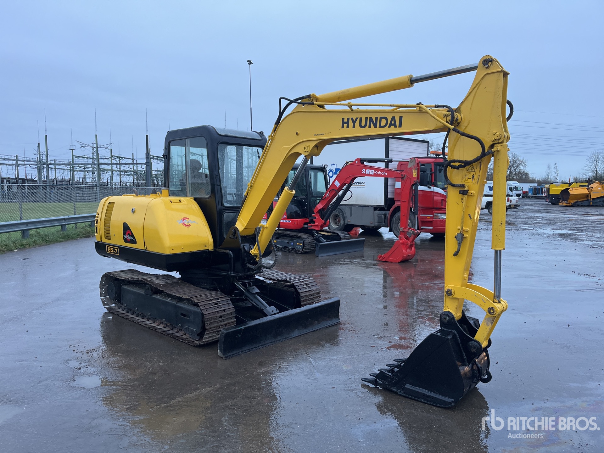 General Appearance with Picture, Right Front Corner