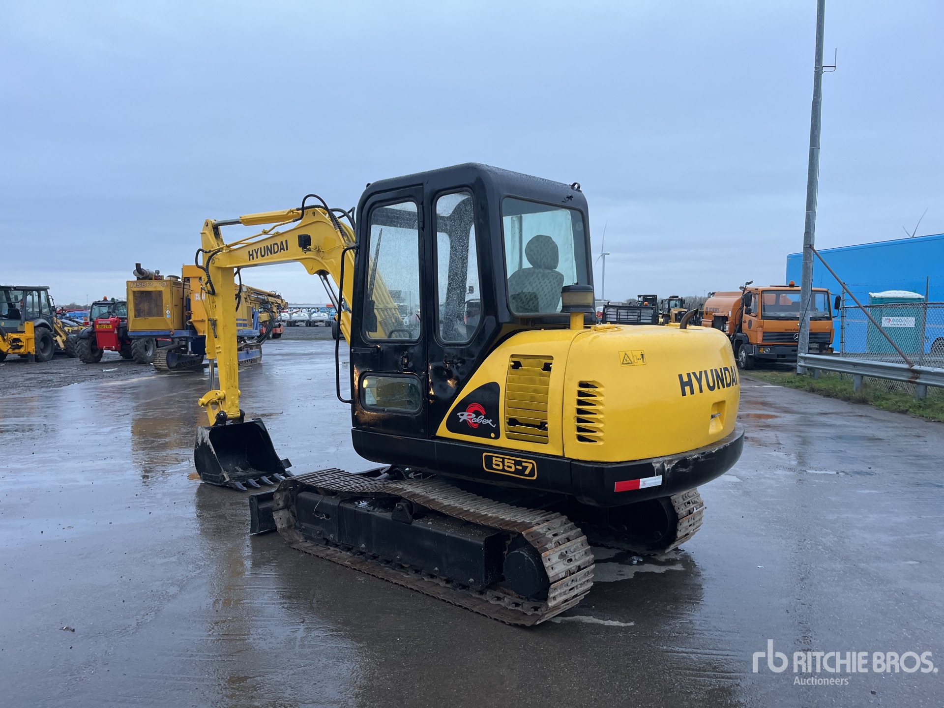 General Appearance with Picture, Left Rear Corner