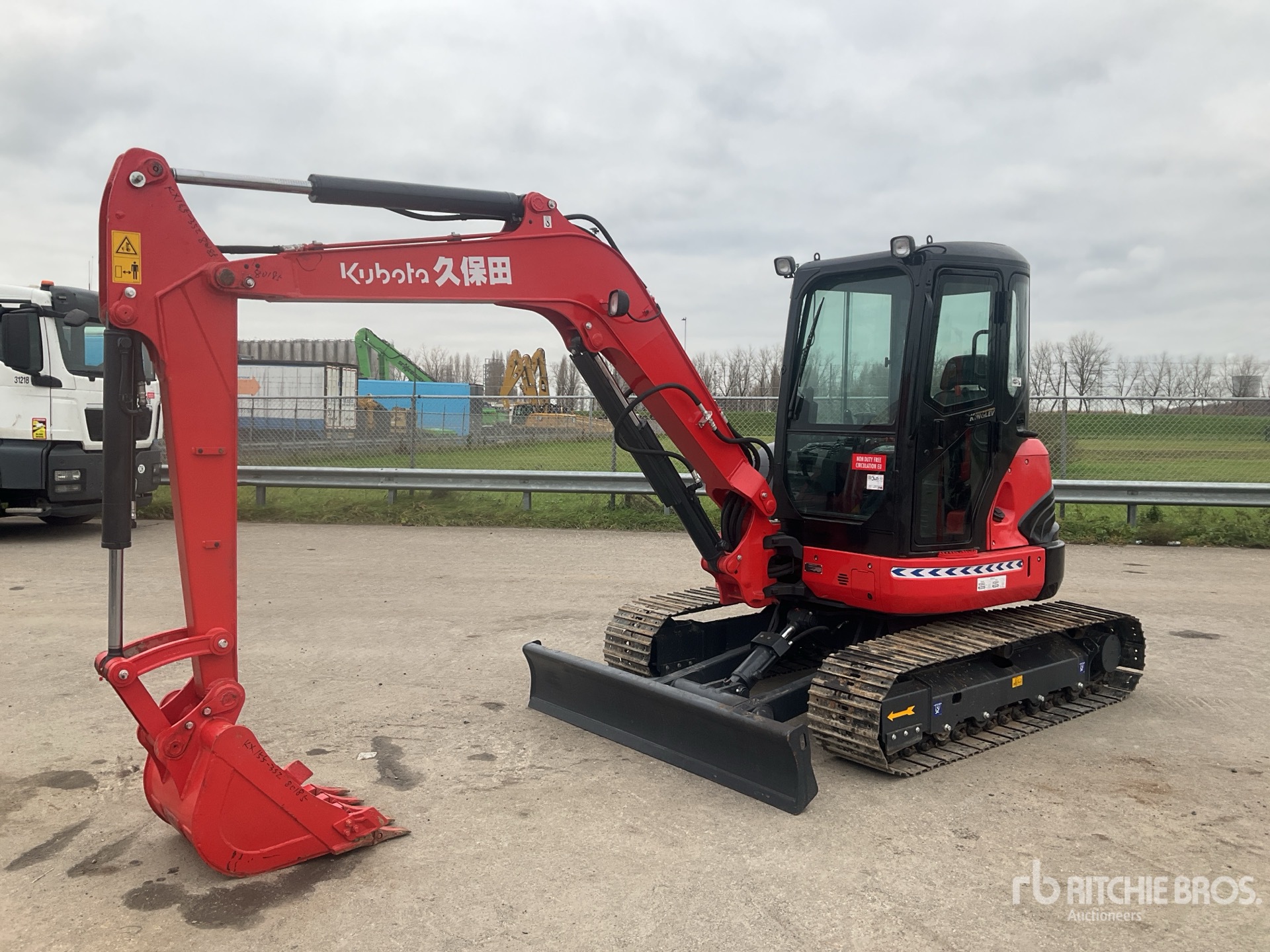 General Appearance with Picture, Left Front Corner