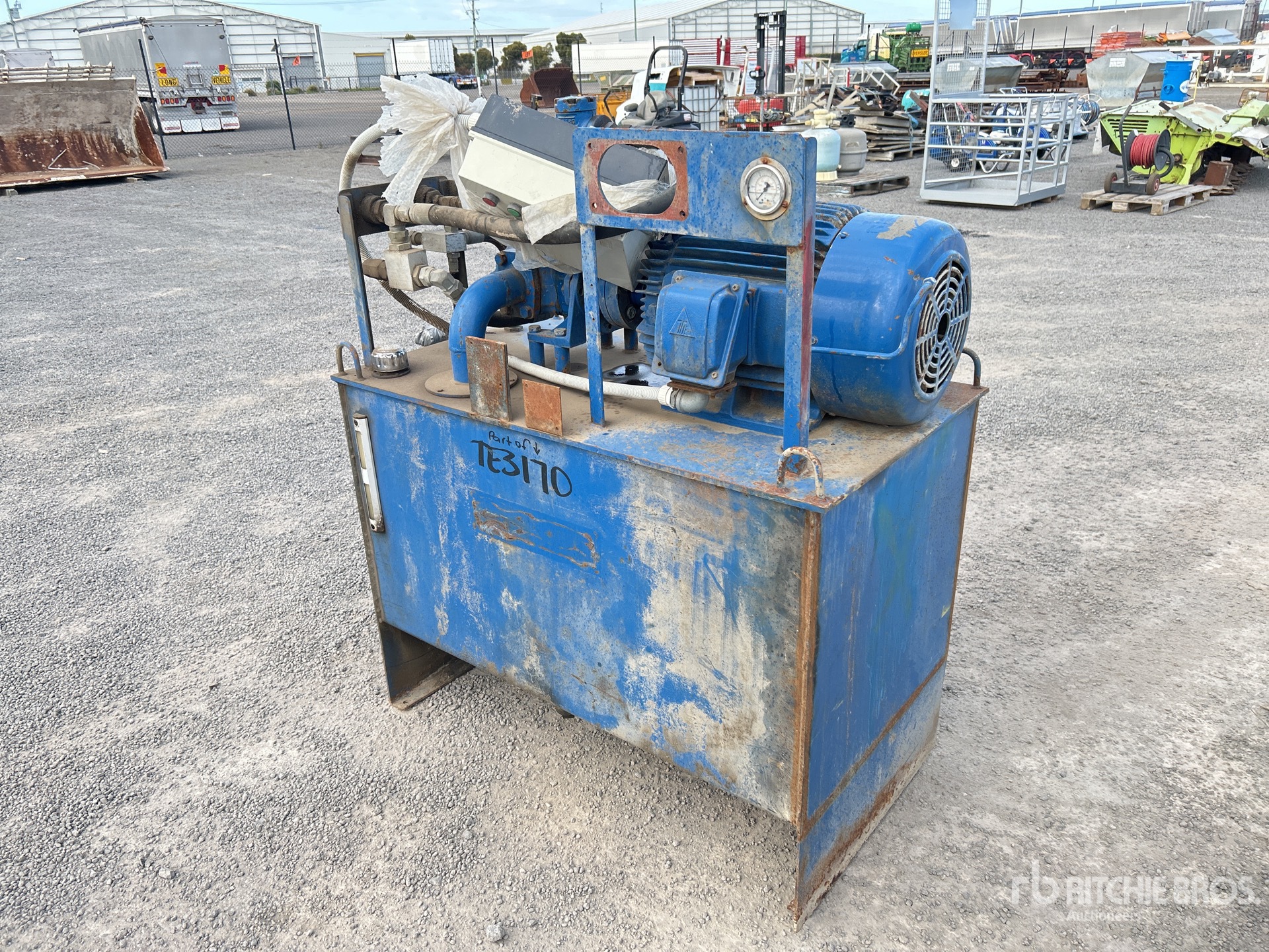 General Appearance with Picture, Left Rear Corner