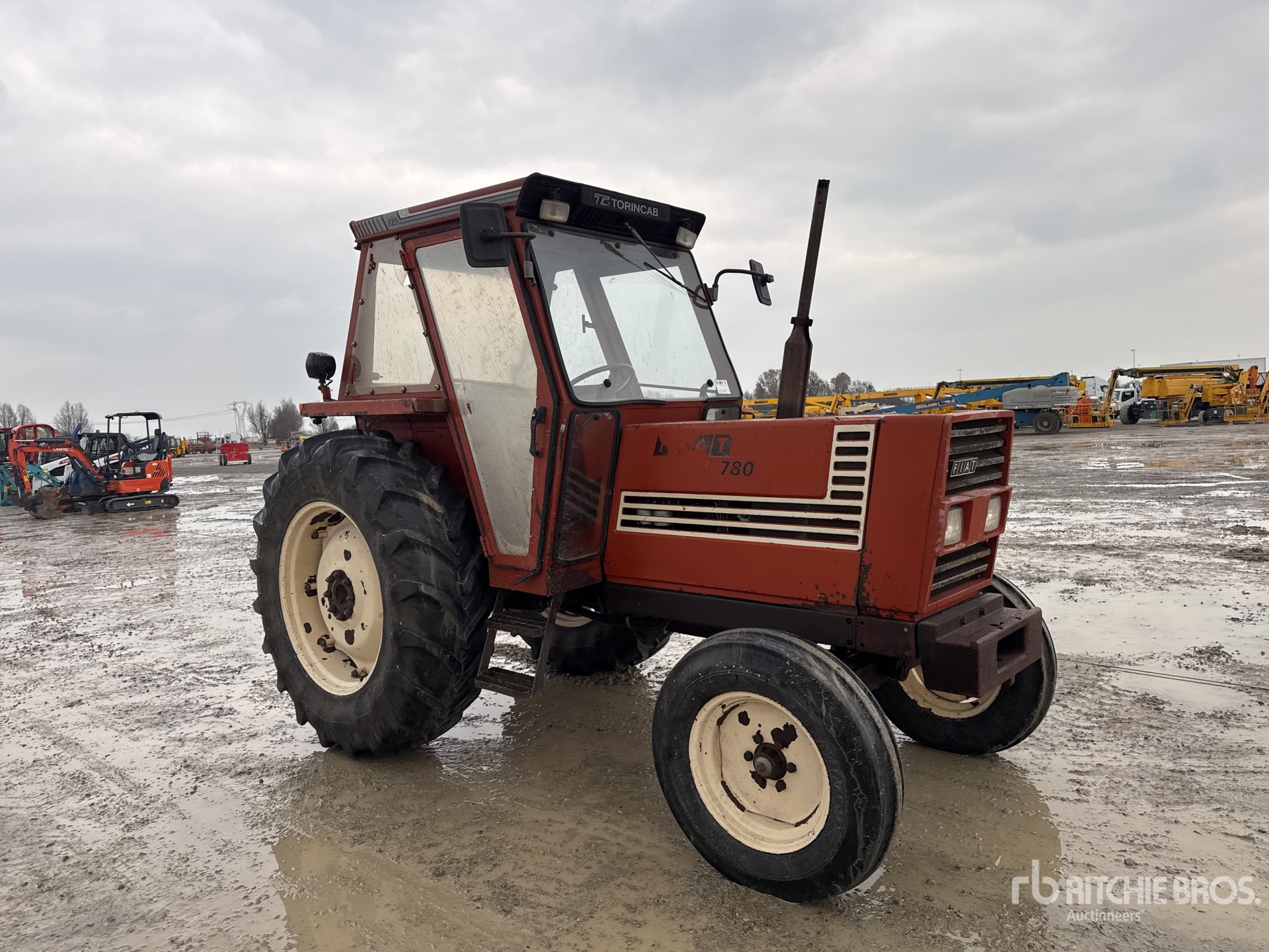 General Appearance with Foto, angolo anteriore destro