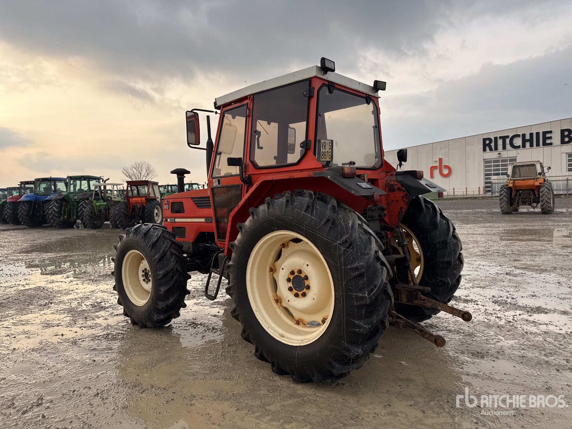 General Appearance with Picture, Left Rear Corner