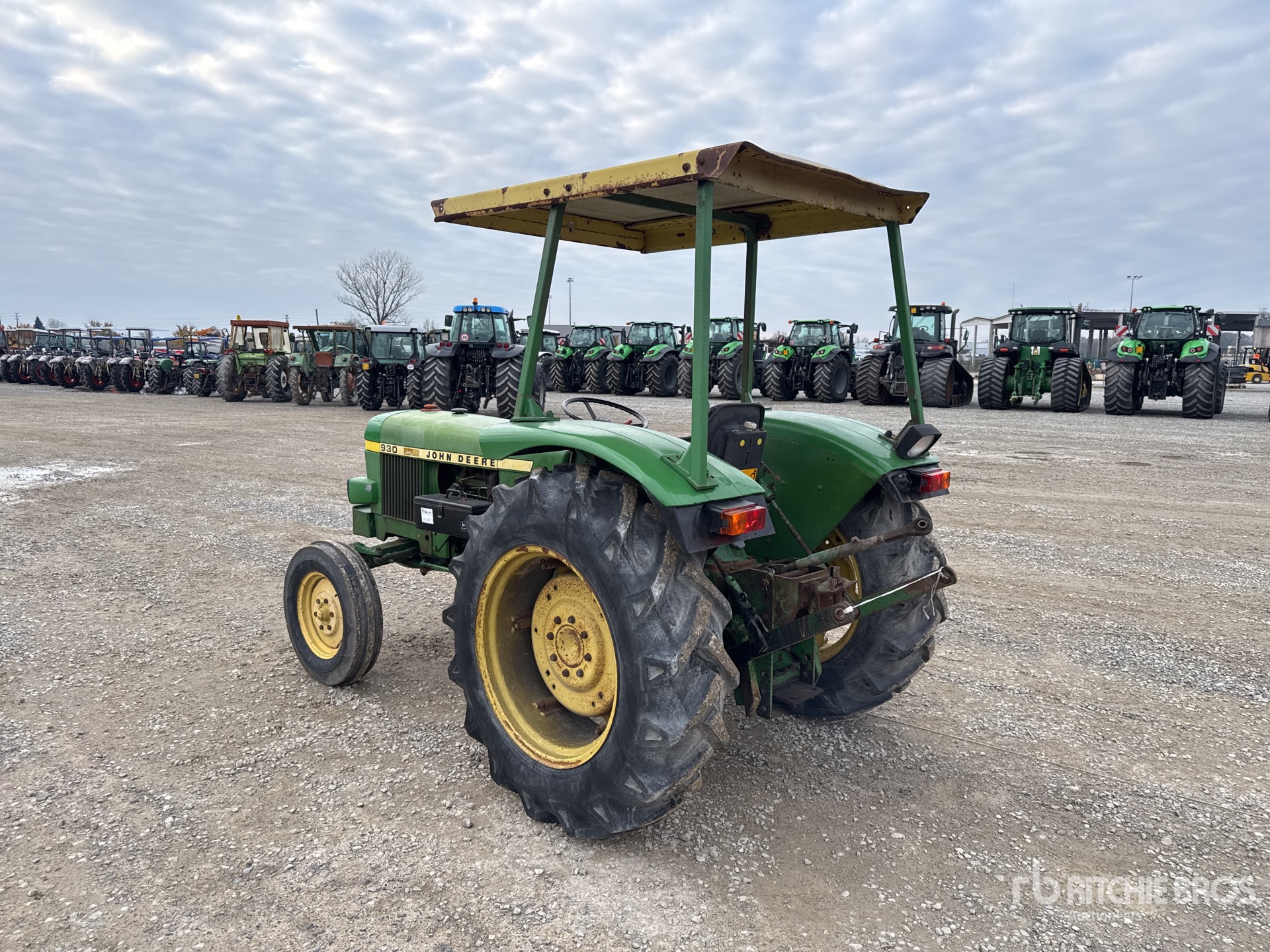 Aspect général with Image, coin arrière gauche