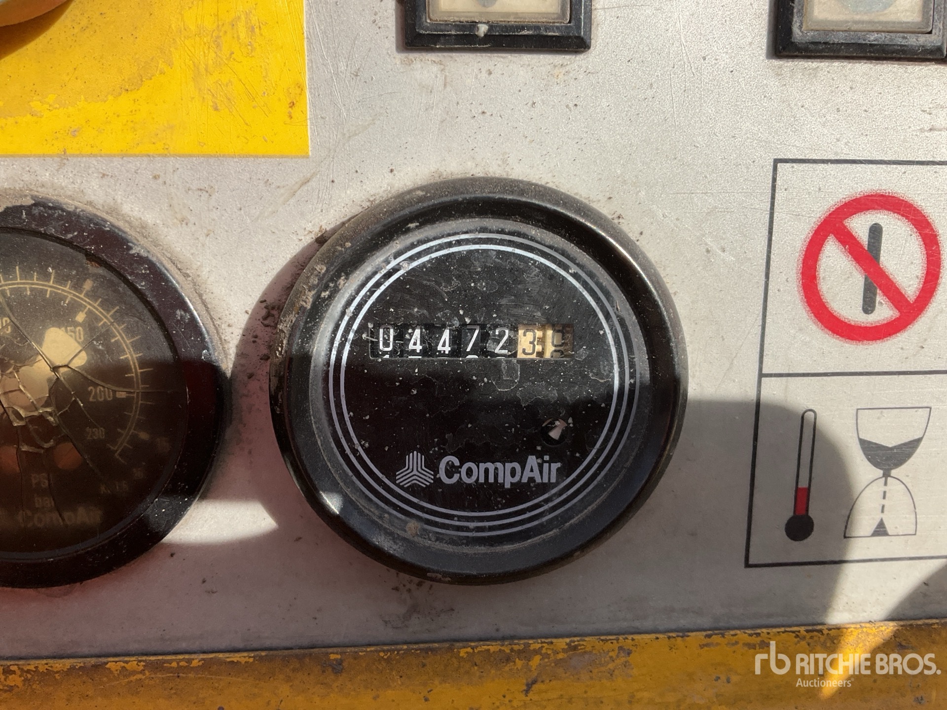 General Appearance with Hour Meter / Odometer