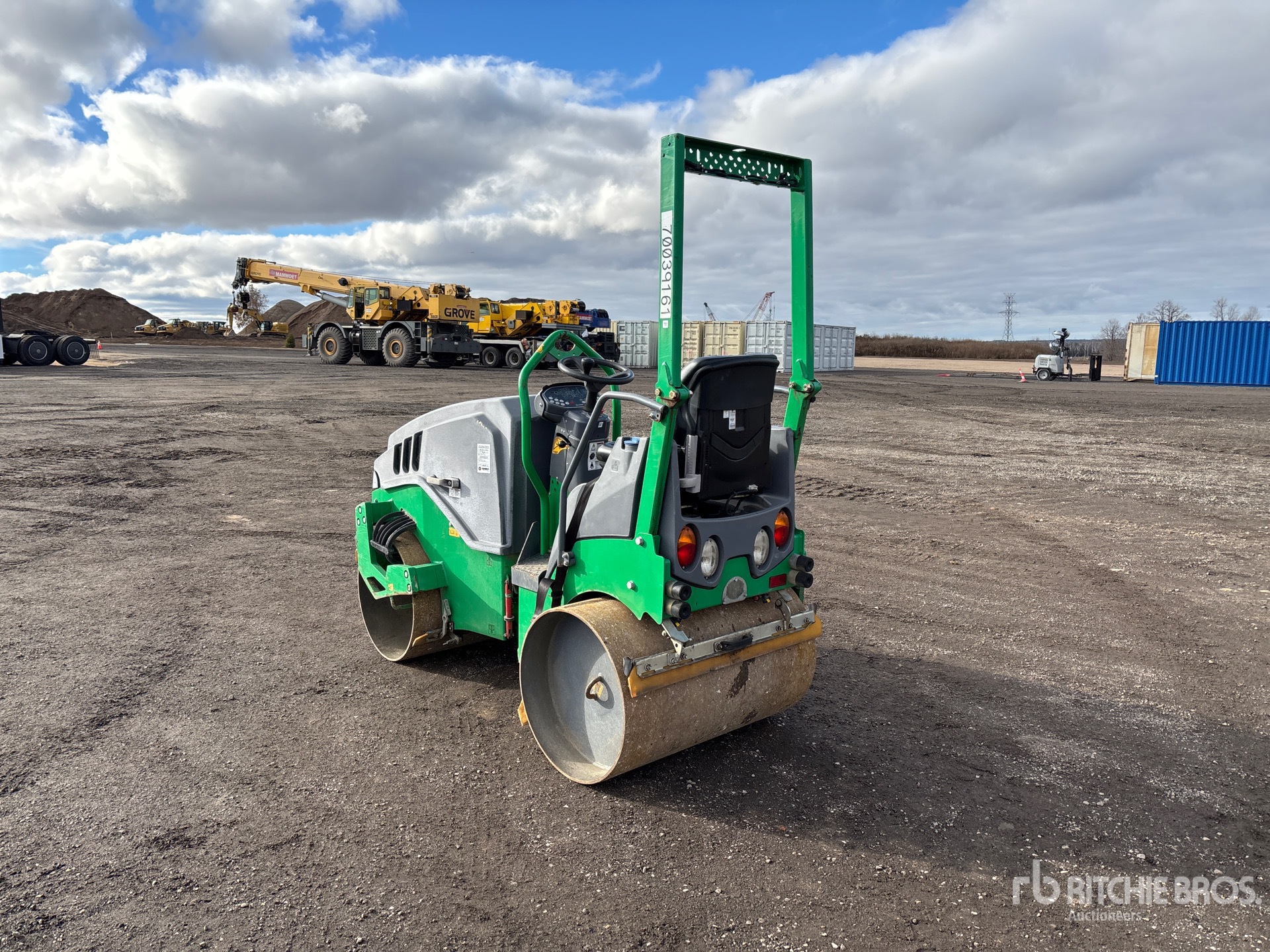 General Appearance with Picture, Left Rear Corner