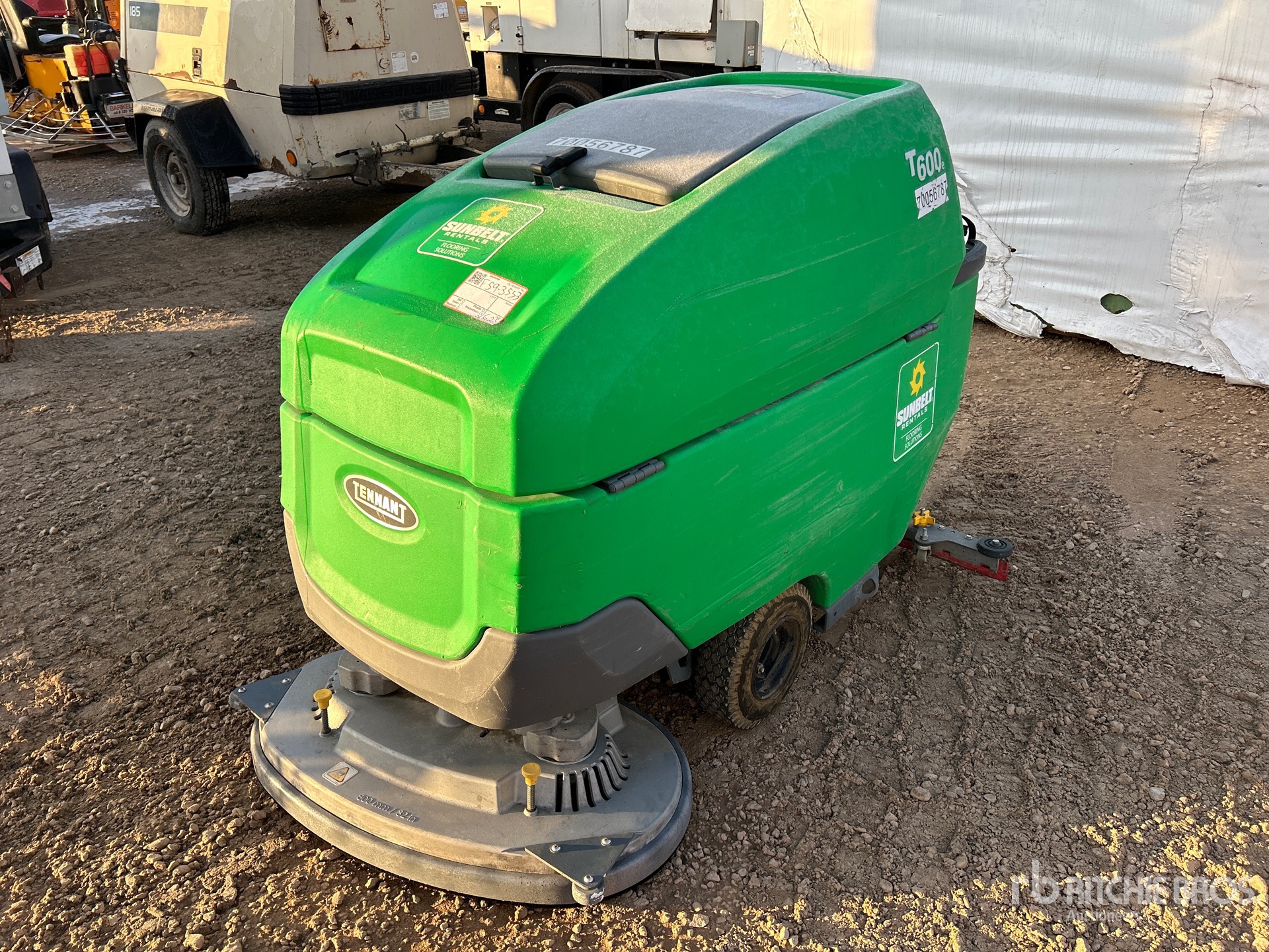 Aspect général with Image, coin avant gauche