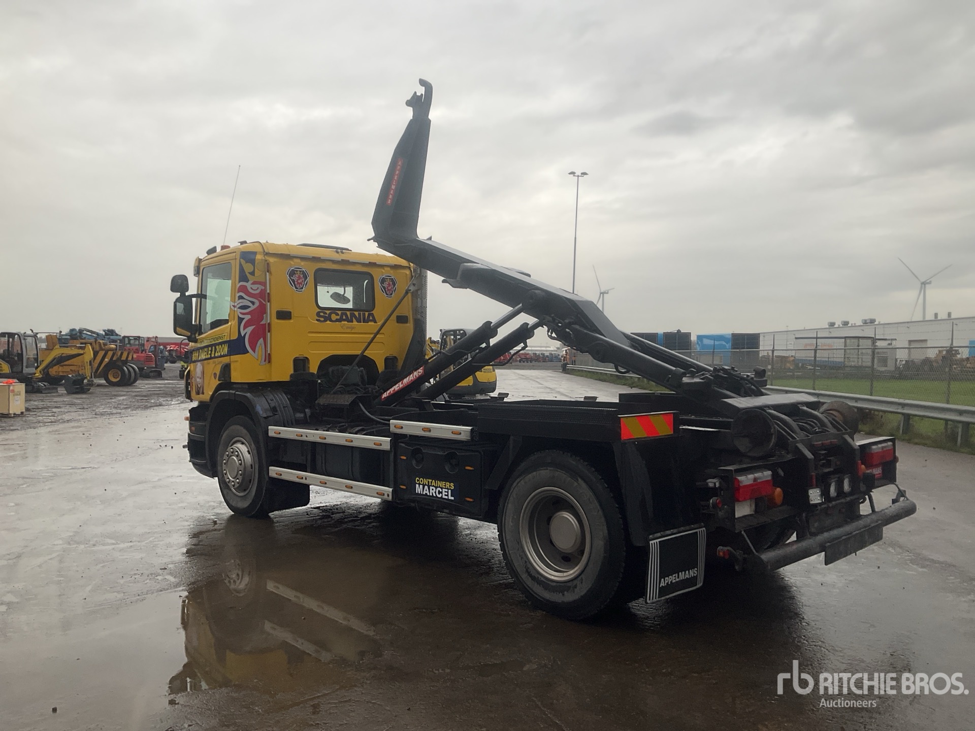 General Appearance with Imagen: esquina trasera izquierda