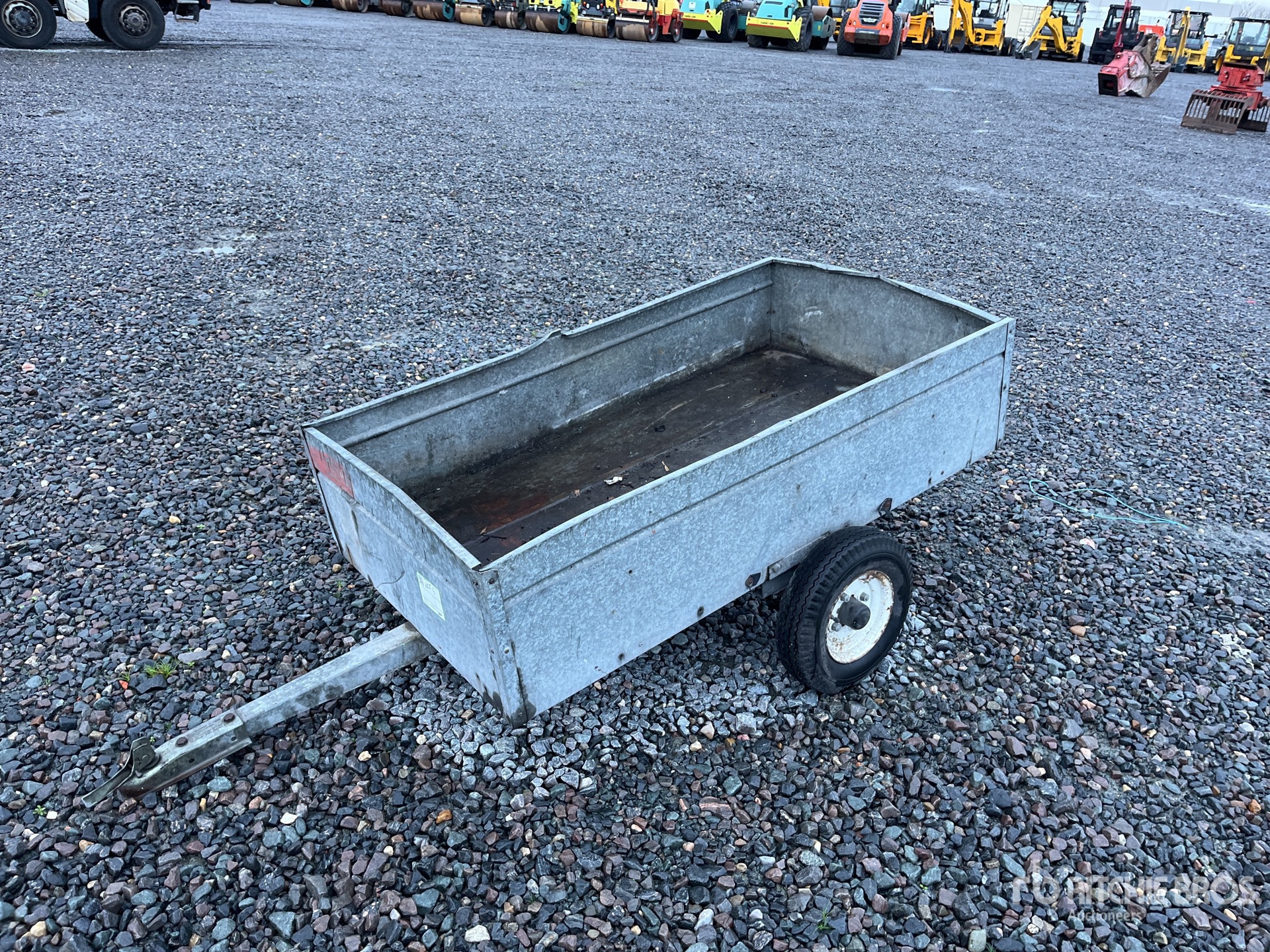 General Appearance with Image, coin avant gauche