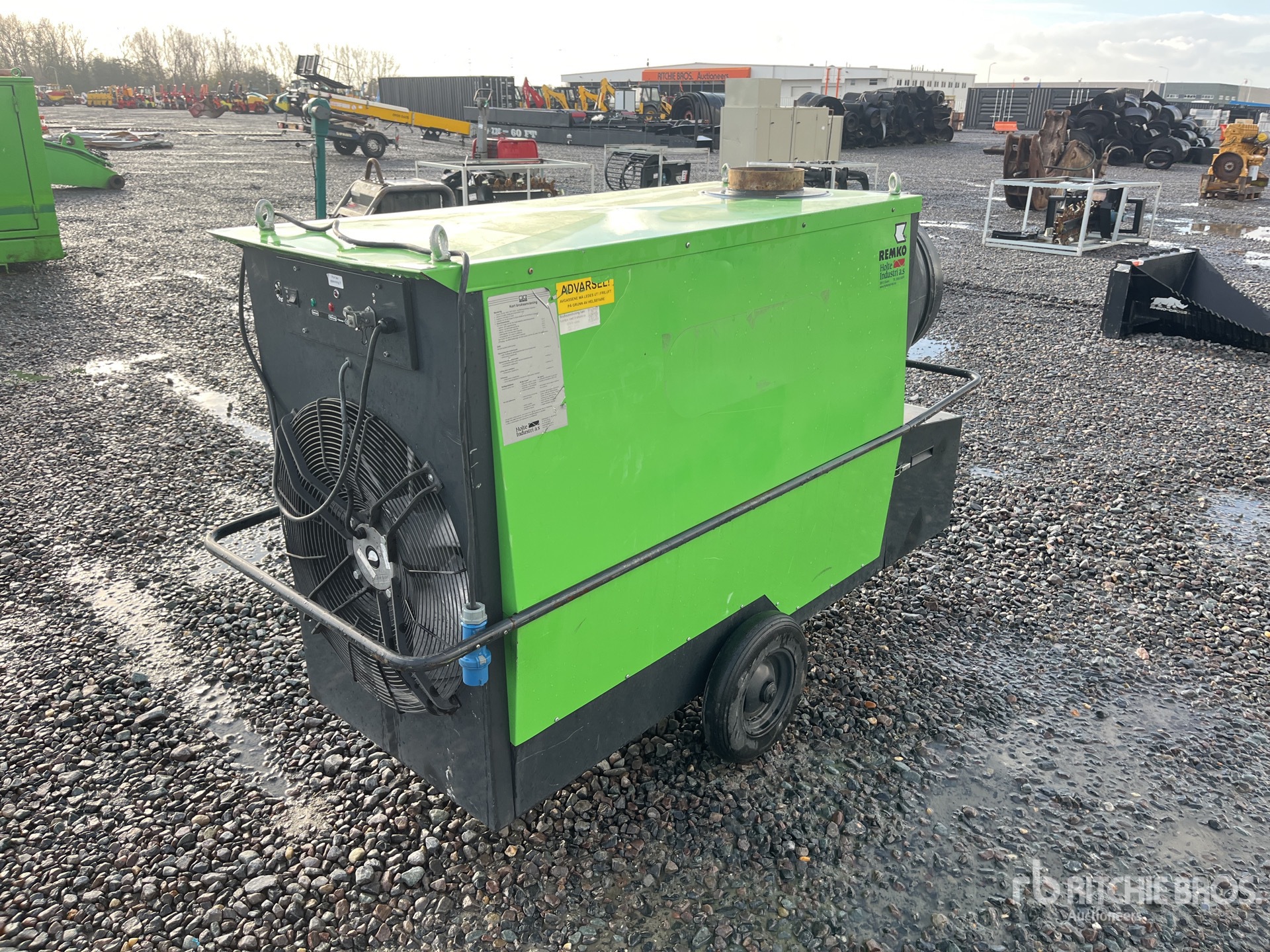 General Appearance with Picture, Right Rear Corner