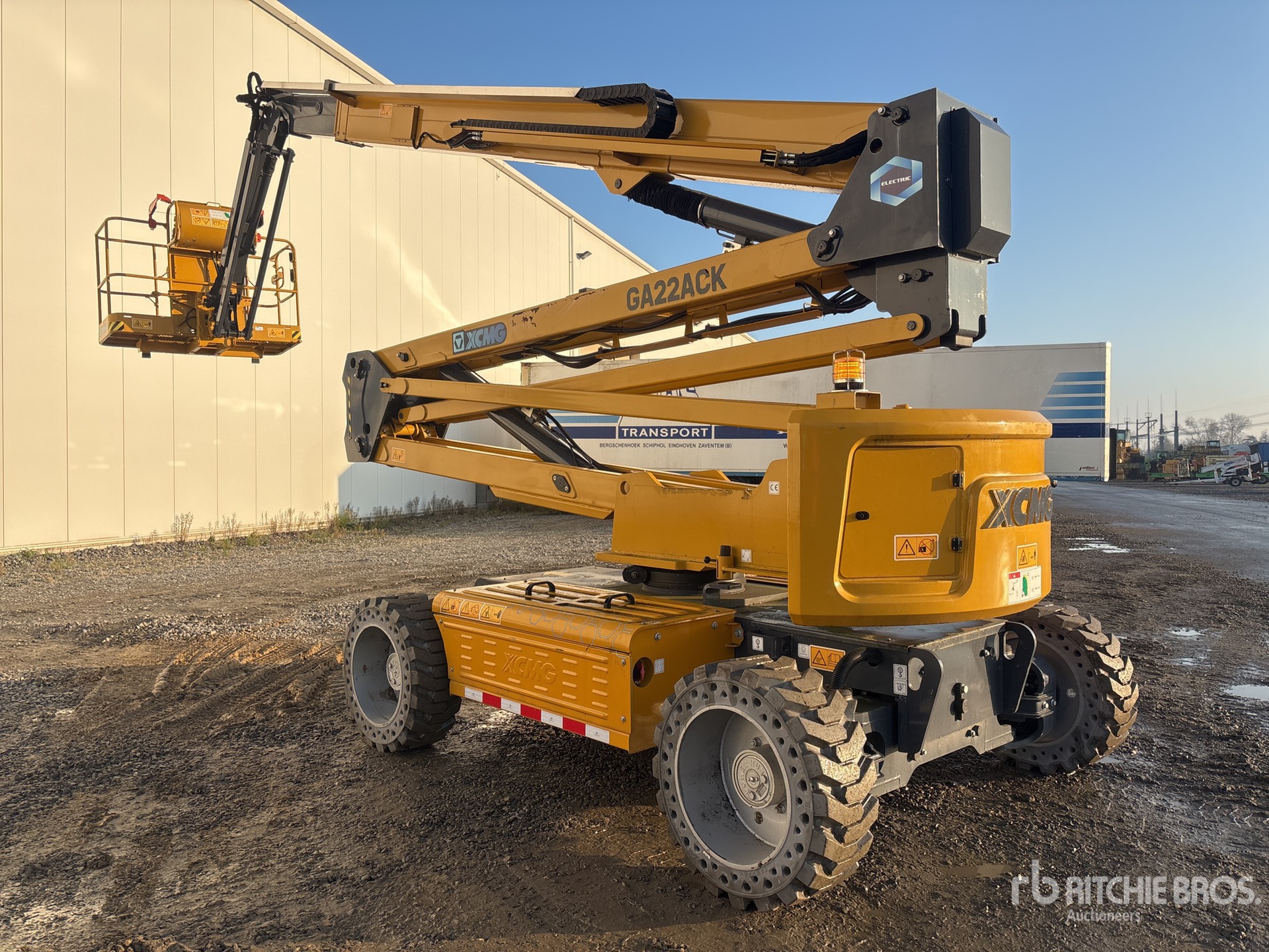 General Appearance with Imagen: esquina delantera derecha