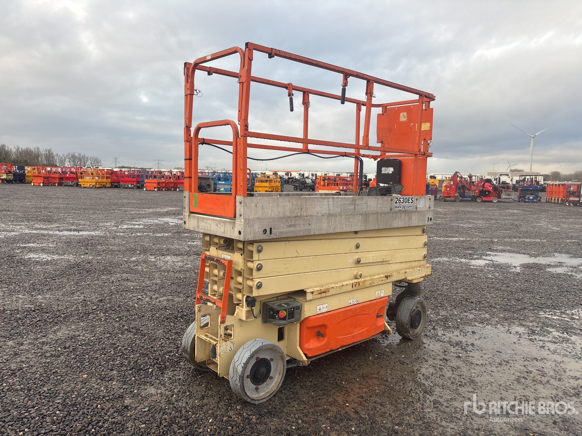 General Appearance with Picture, Left Front Corner