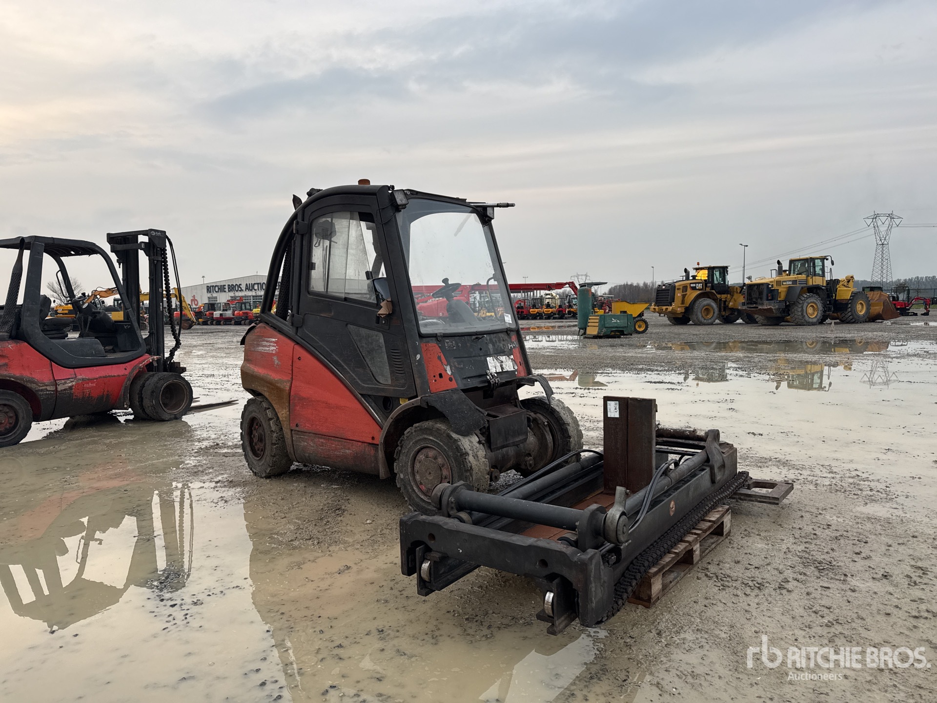 Aspect général with Image, coin avant droit