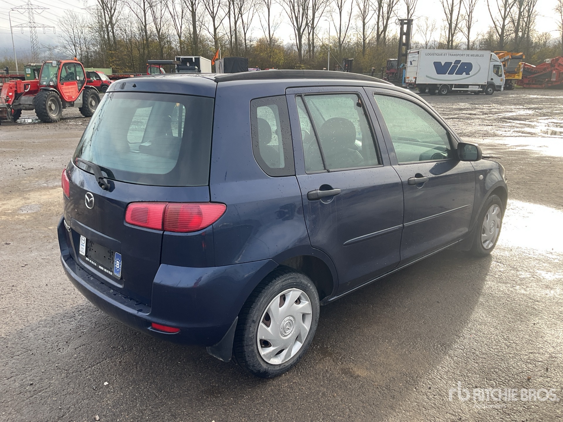 General Appearance with Picture, Right Rear Corner