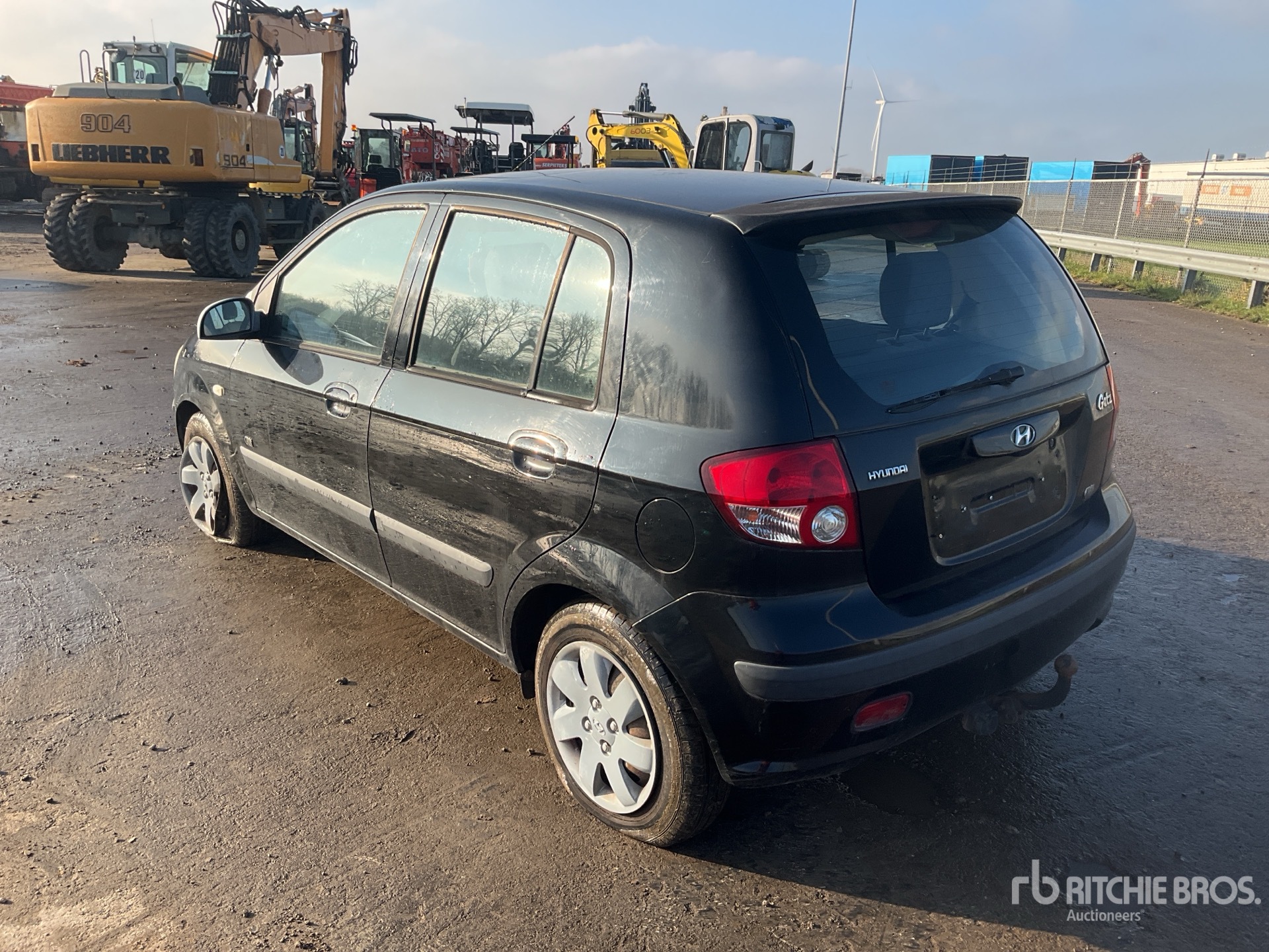 General Appearance with Picture, Left Rear Corner