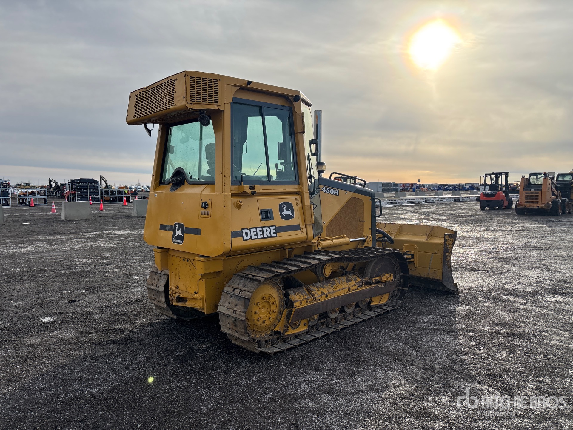 General Appearance with Imagen: esquina trasera derecha