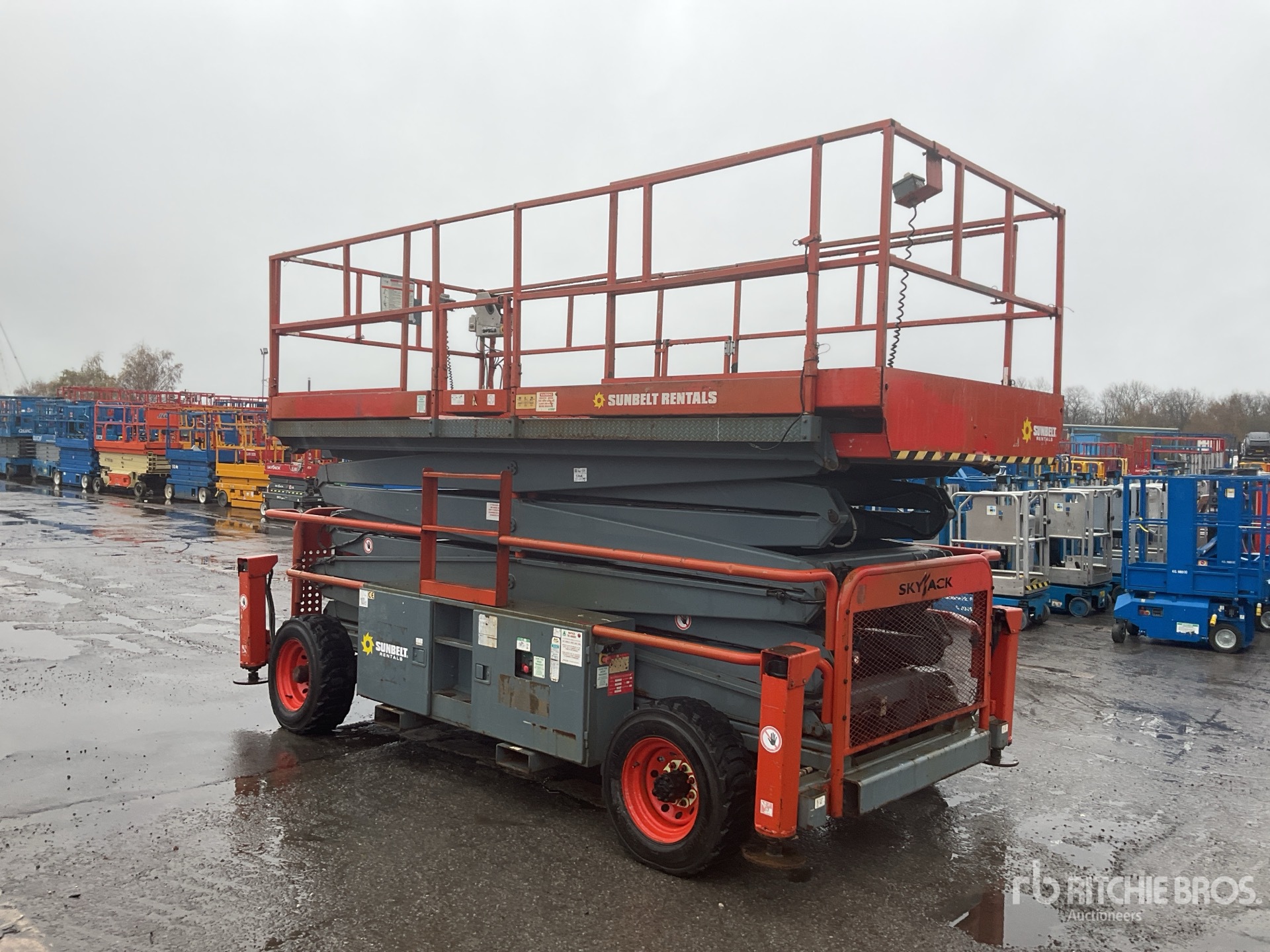 General Appearance with Picture, Left Rear Corner