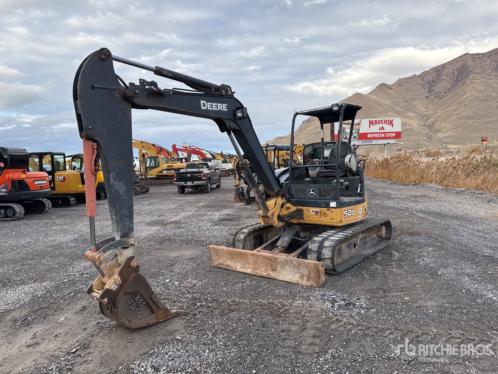 General Appearance with Bild, Ecke vorne links