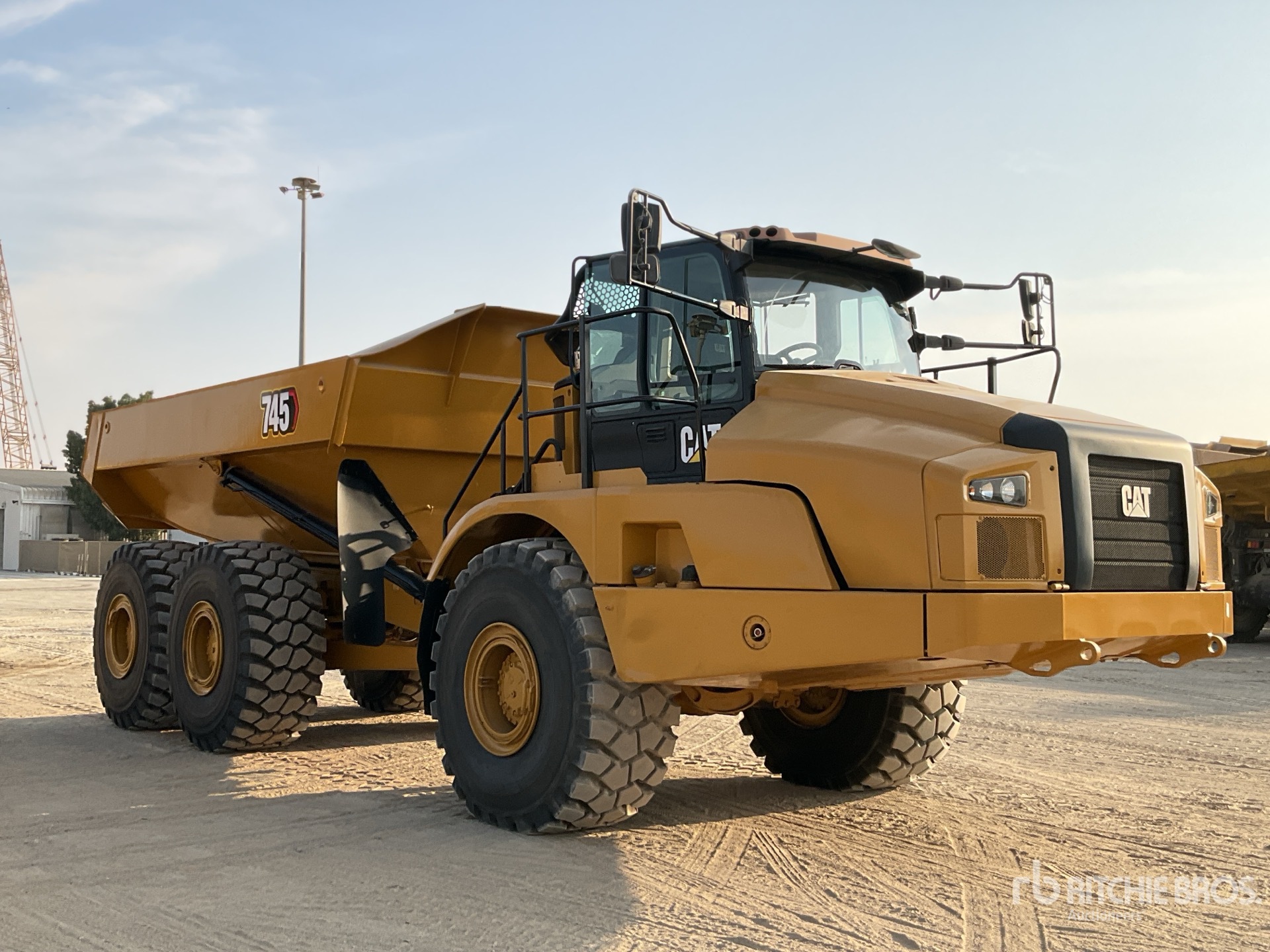 Aspect général with Image, coin avant droit