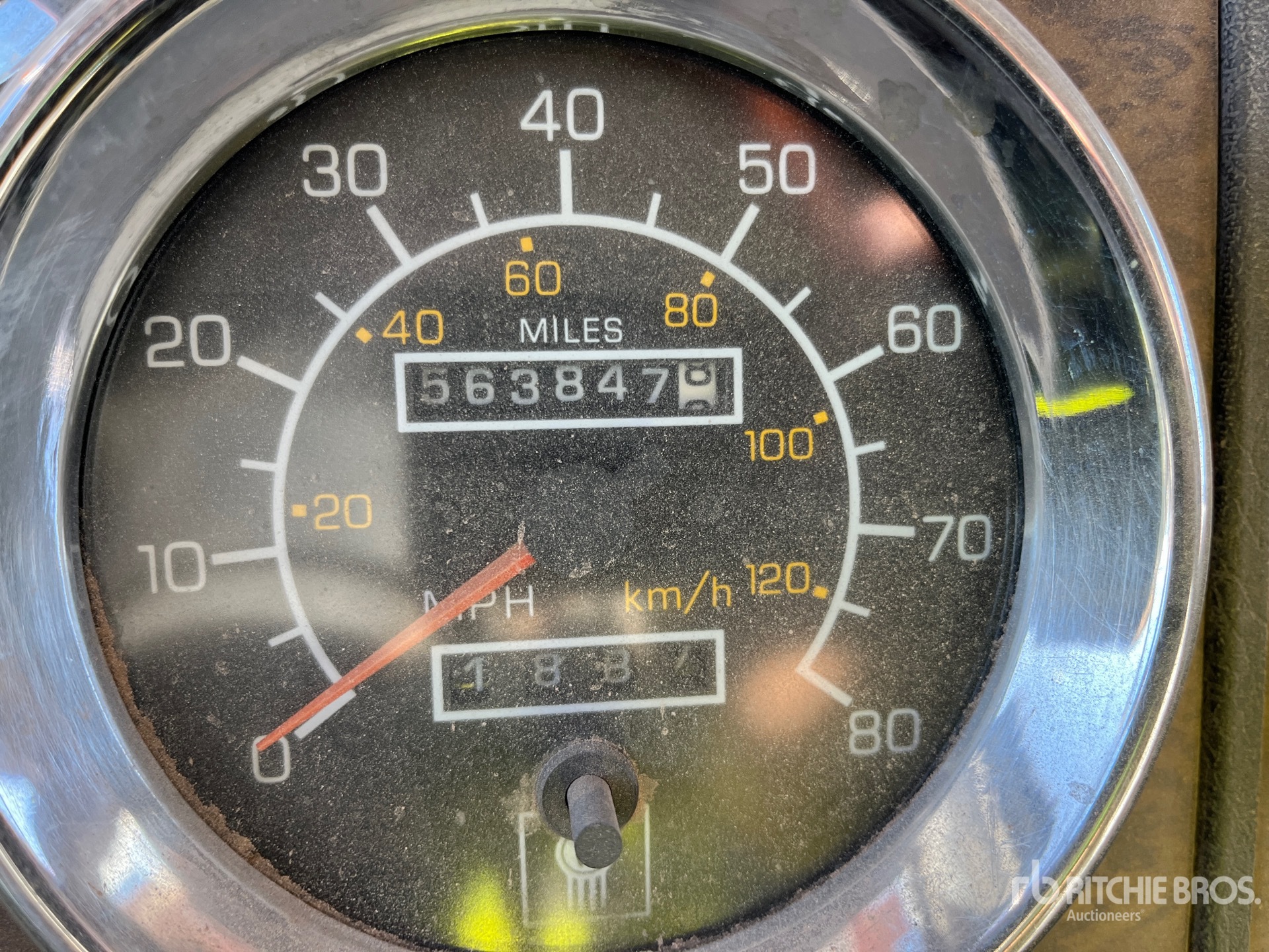 General Appearance with Hour Meter / Odometer