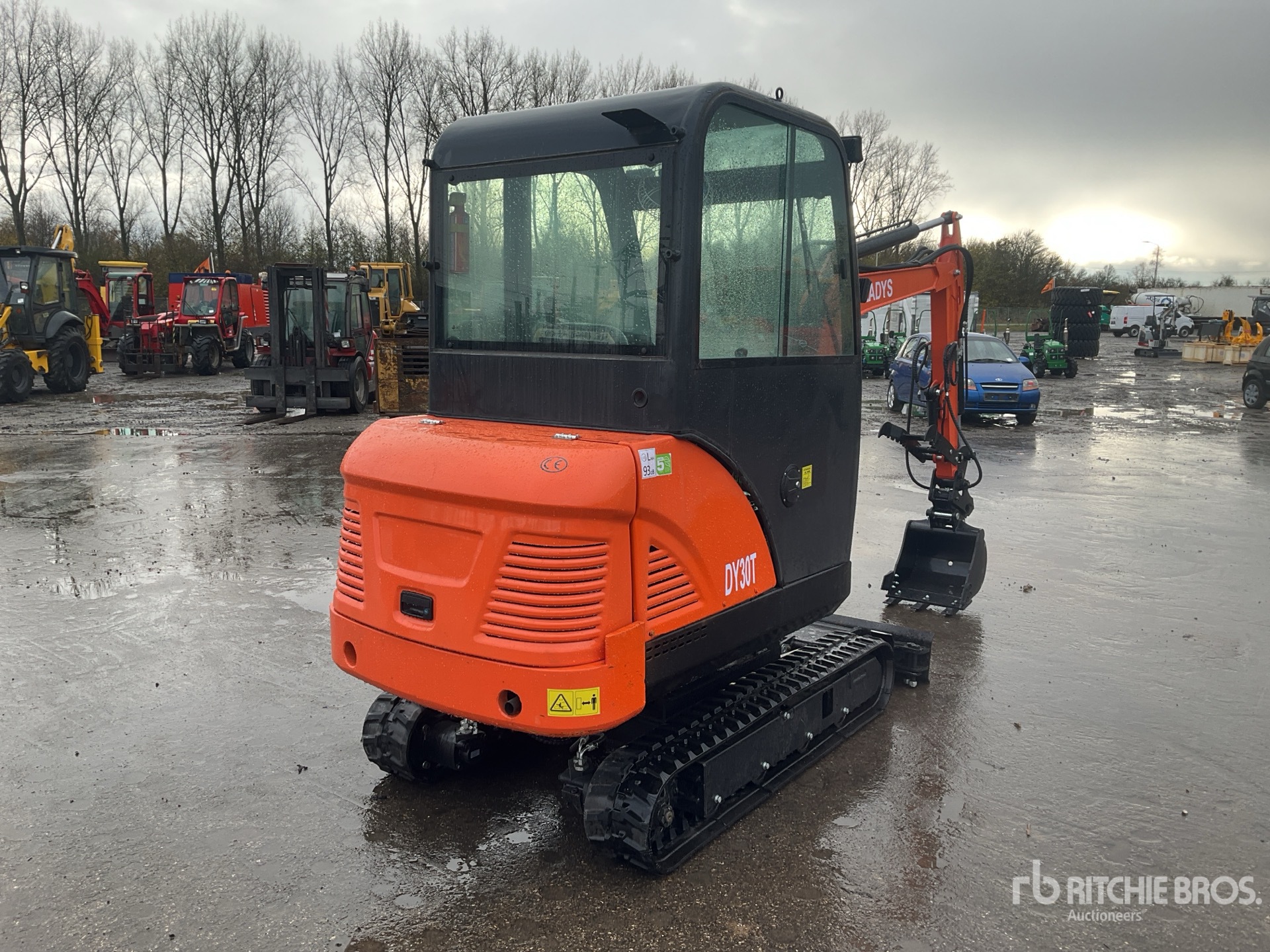 General Appearance with Picture, Right Rear Corner