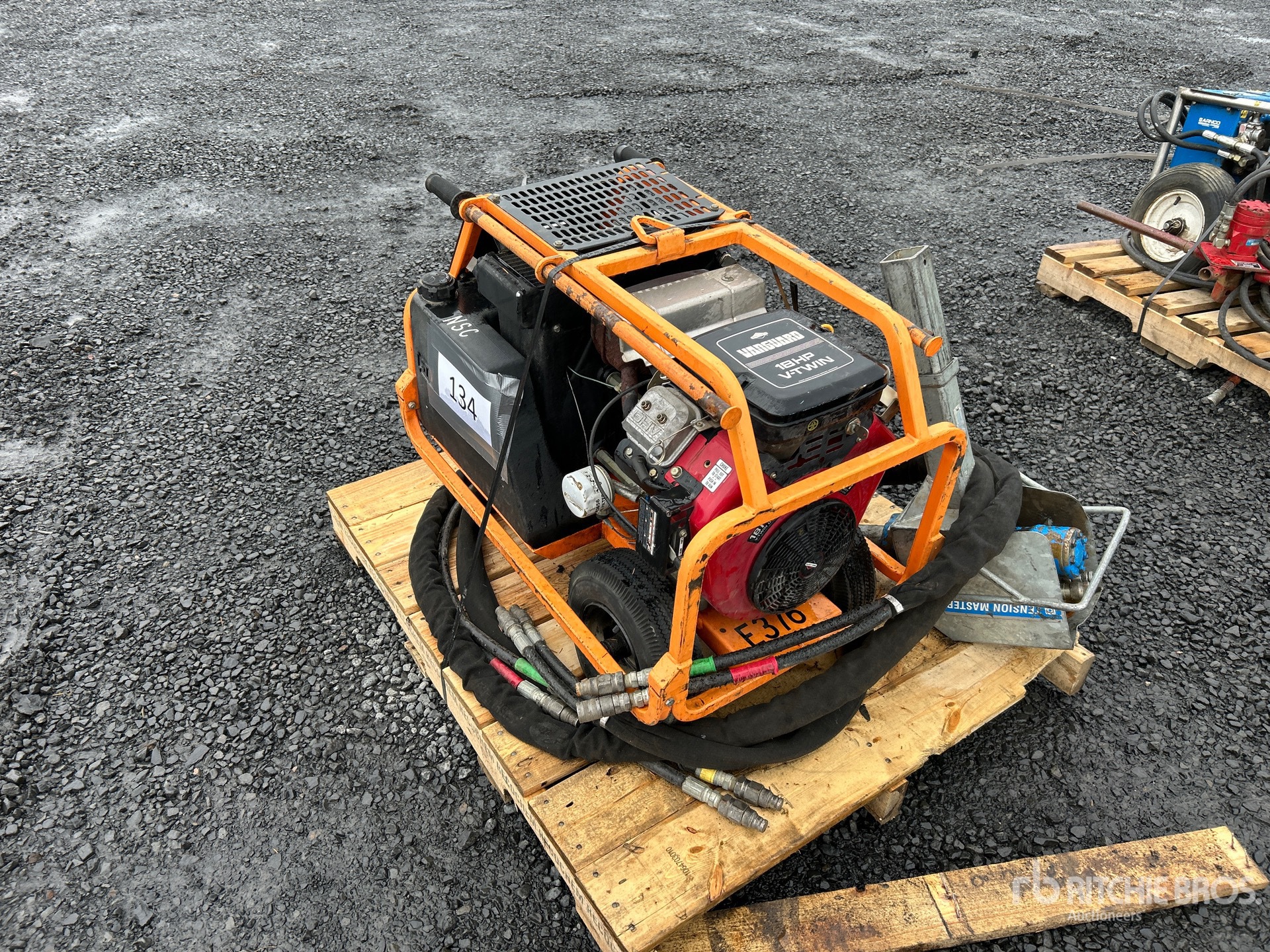 General Appearance with Bild, Ecke hinten links