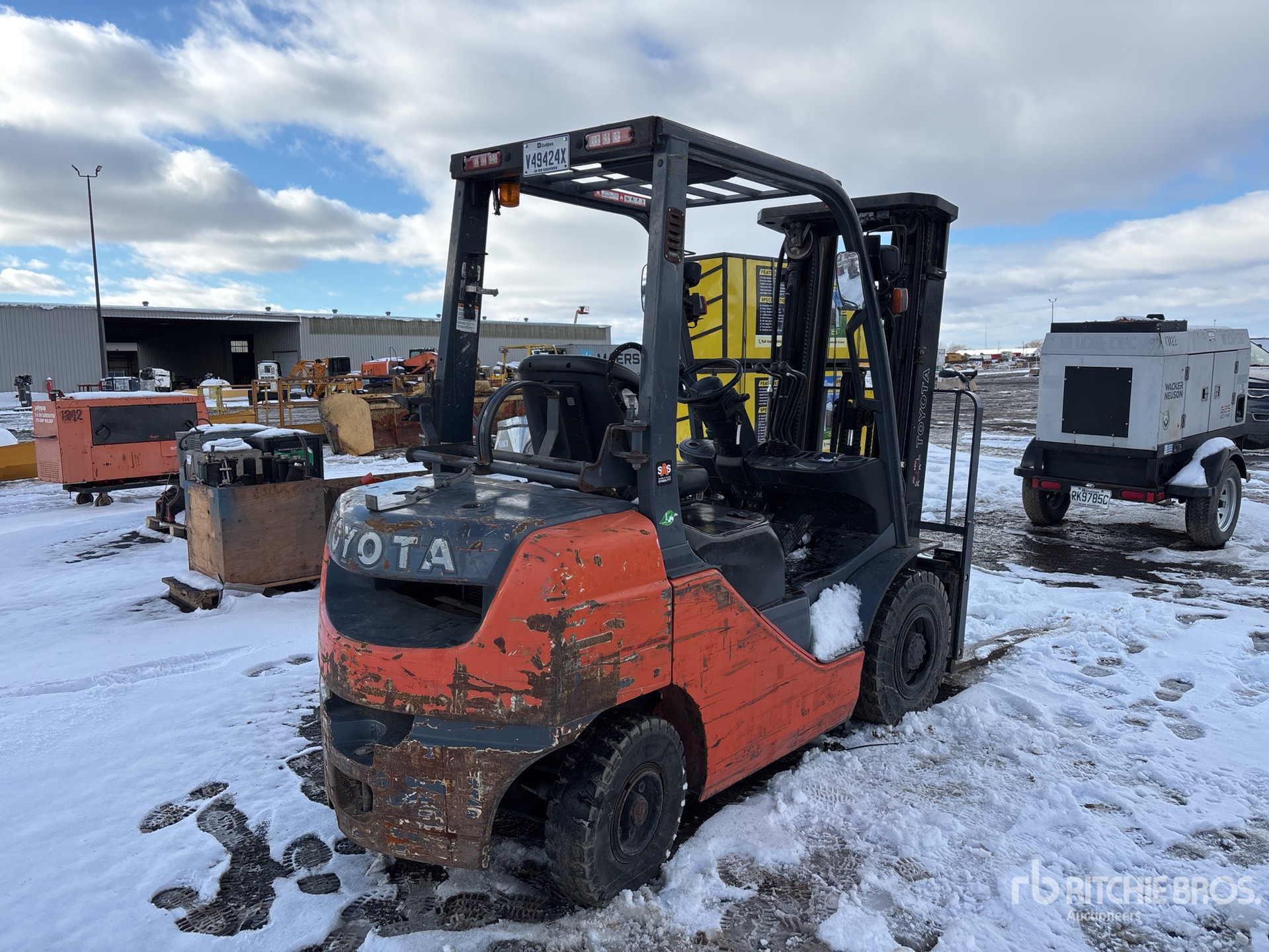 General Appearance with Picture, Right Rear Corner