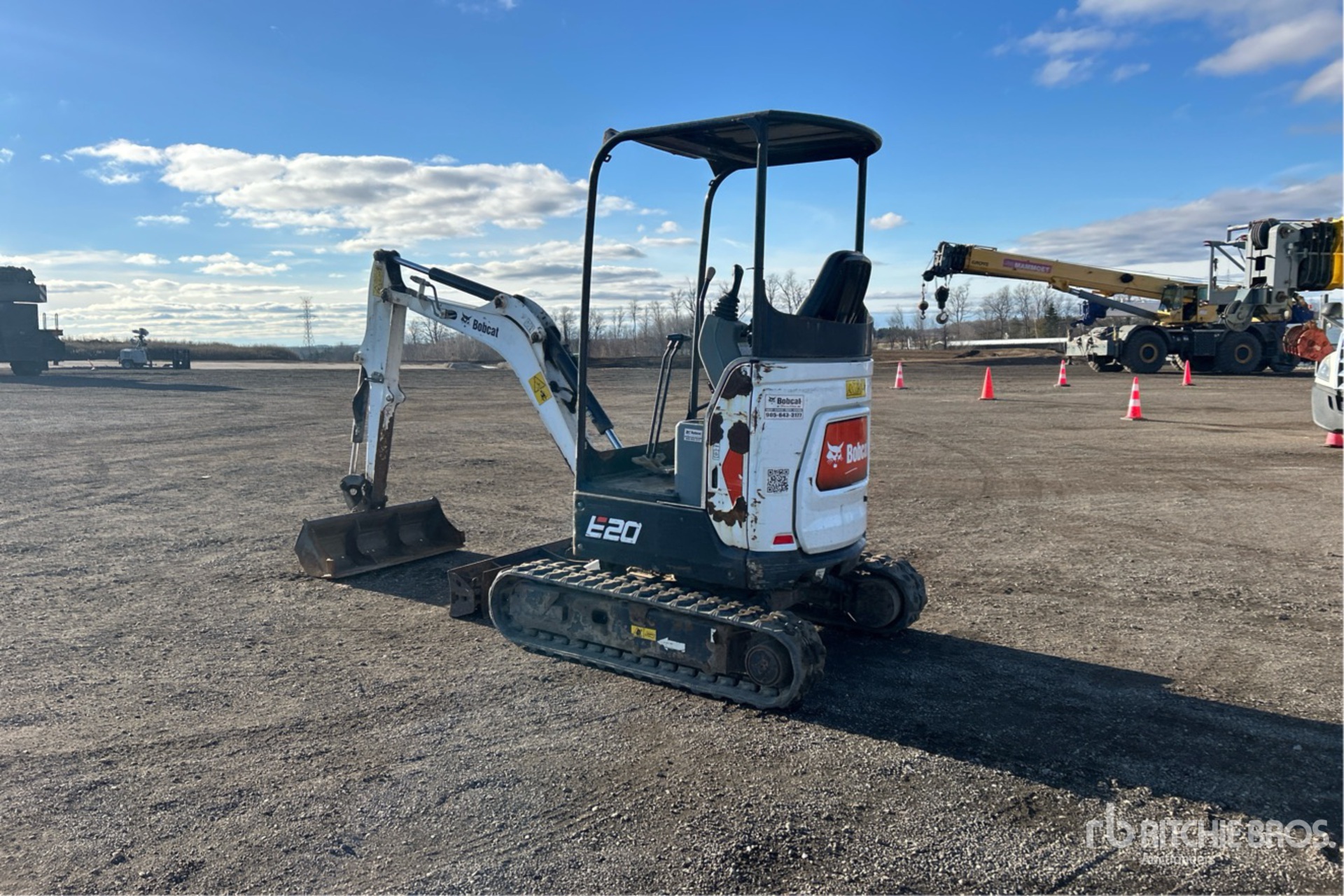 General Appearance with Zdjęcie, lewy dolny róg