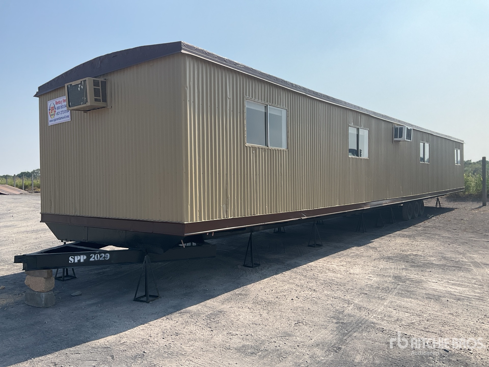 General Appearance with Featured Photo