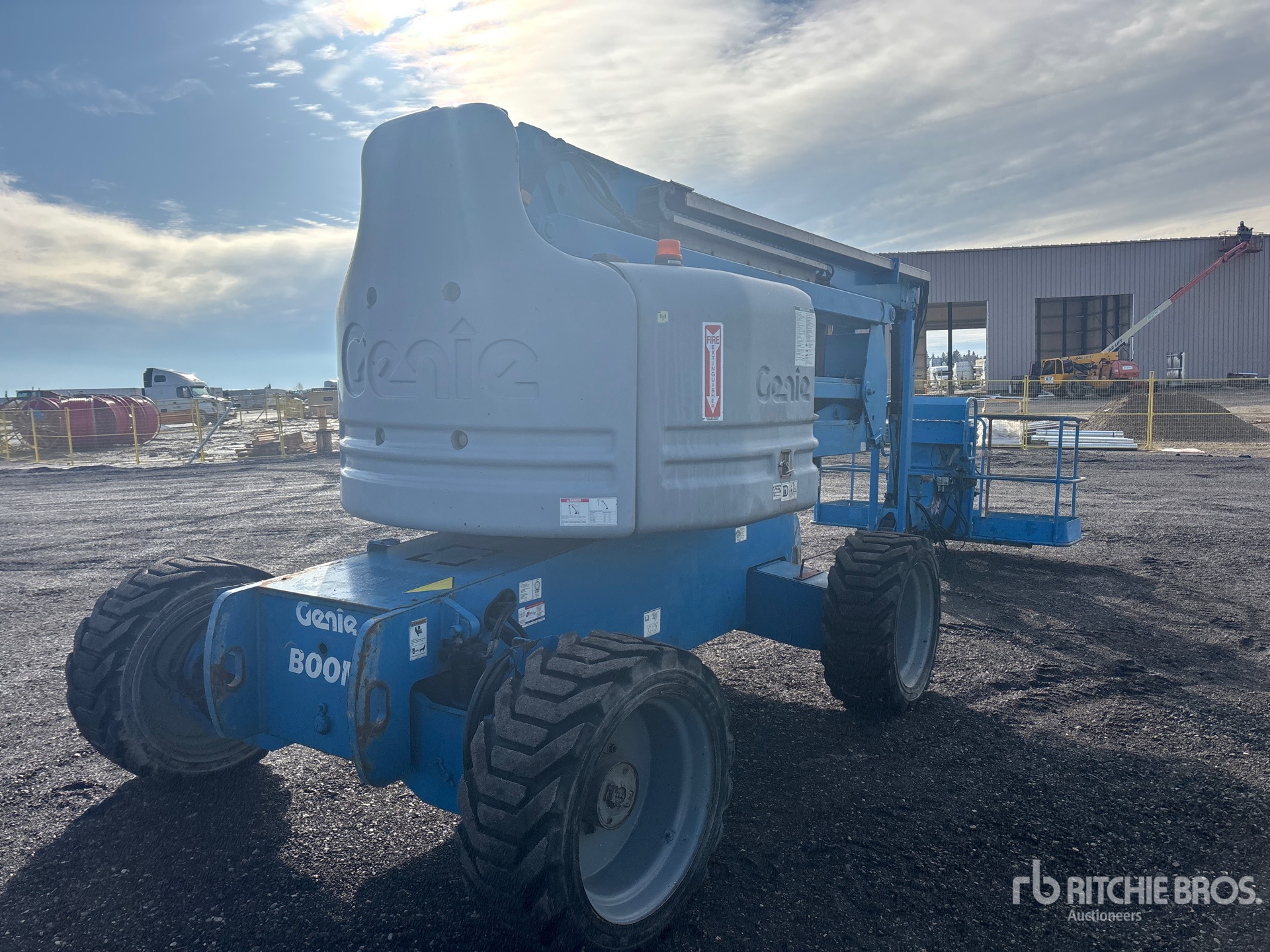 General Appearance with Imagen: esquina trasera derecha