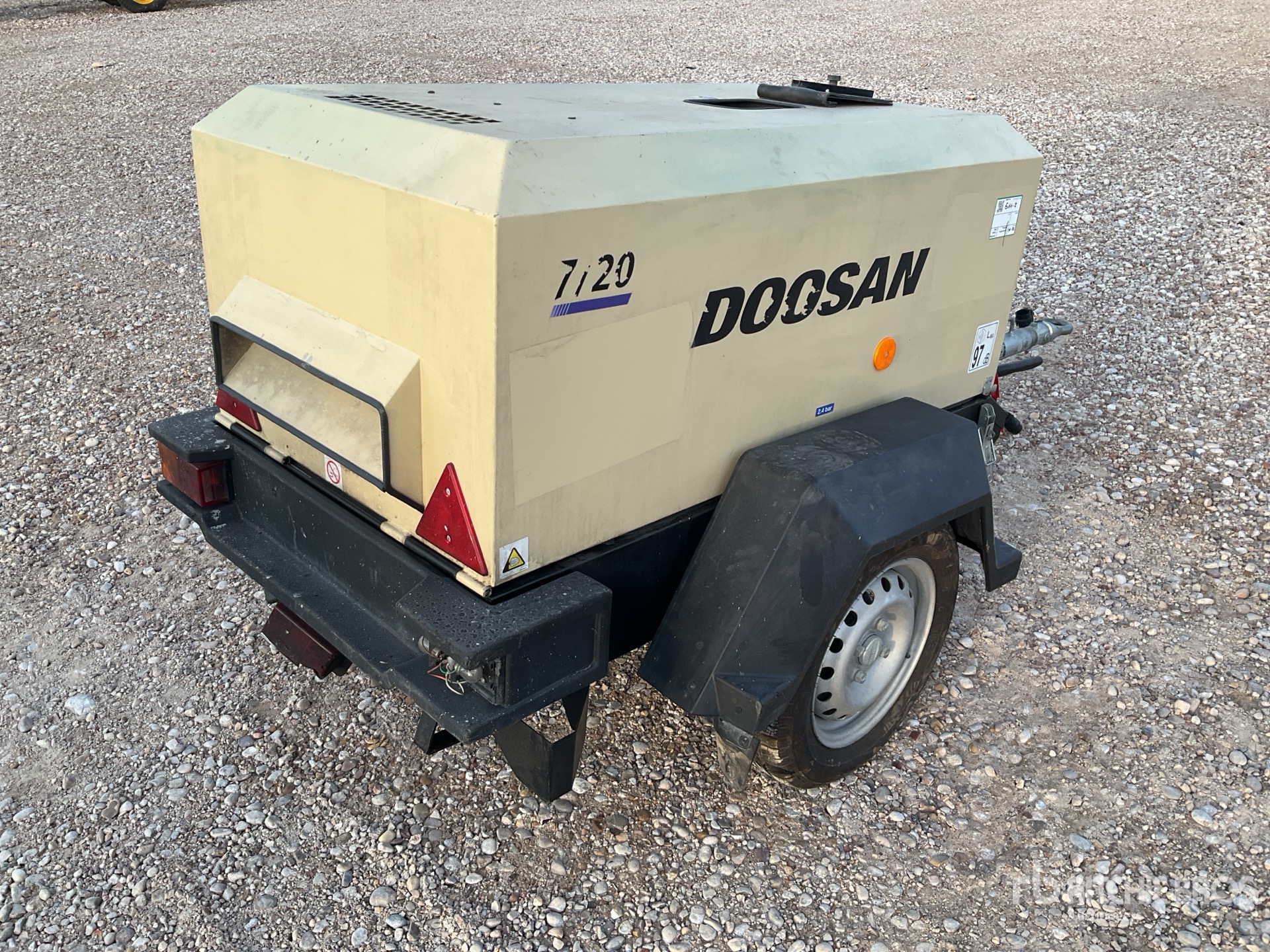 General Appearance with Picture, Right Rear Corner