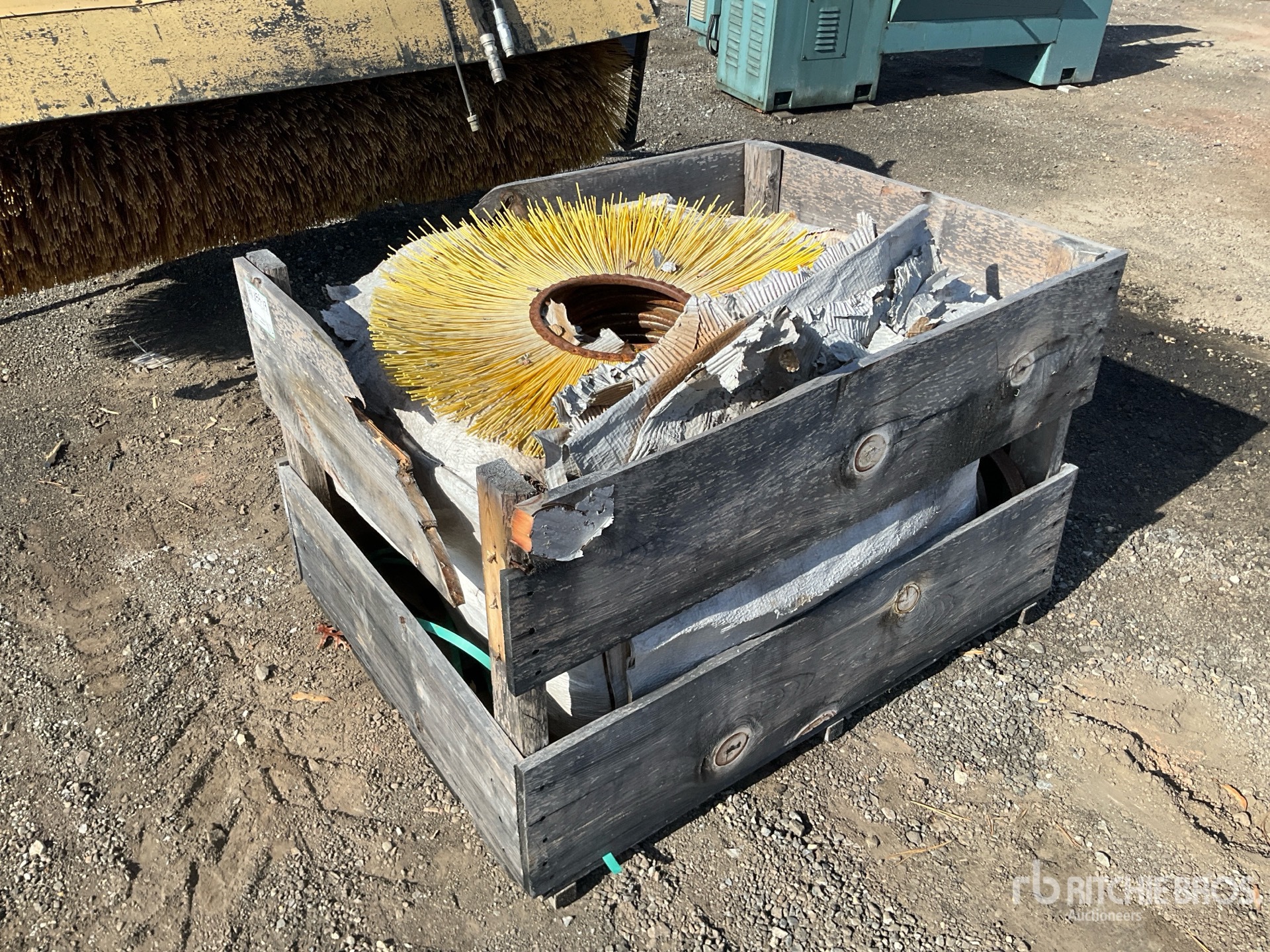 General Appearance with Bild, Ecke vorne links