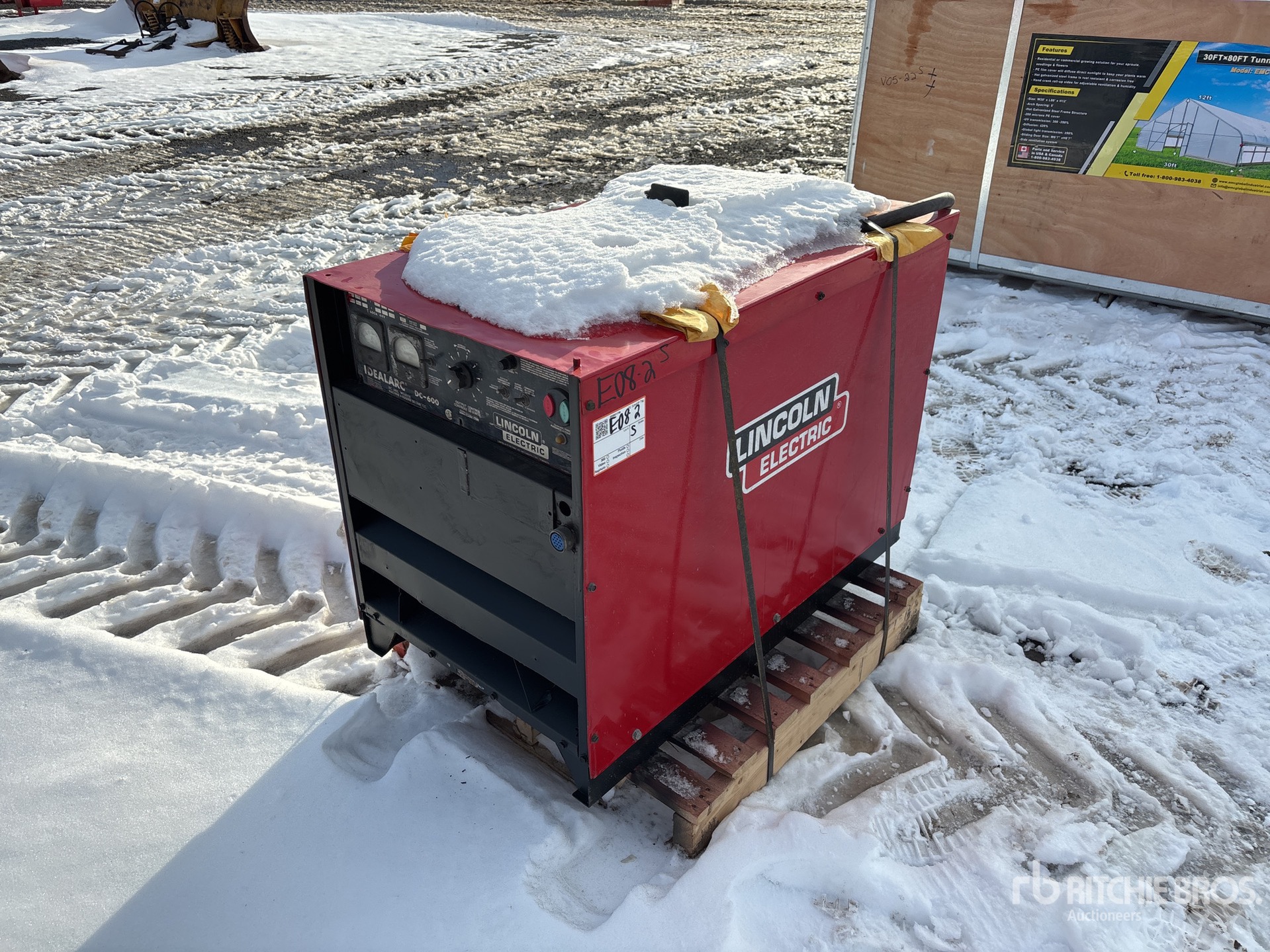 General Appearance with Image, coin avant gauche