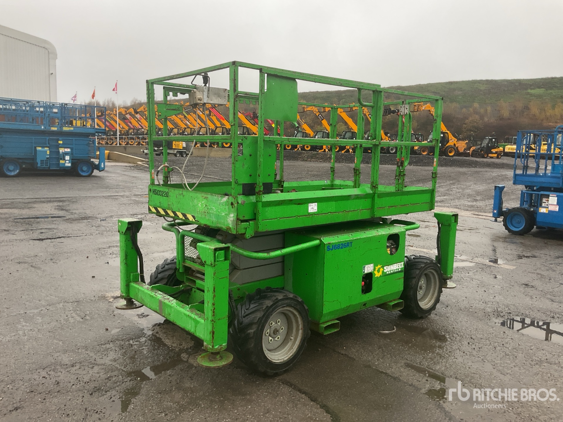 General Appearance with Picture, Left Front Corner