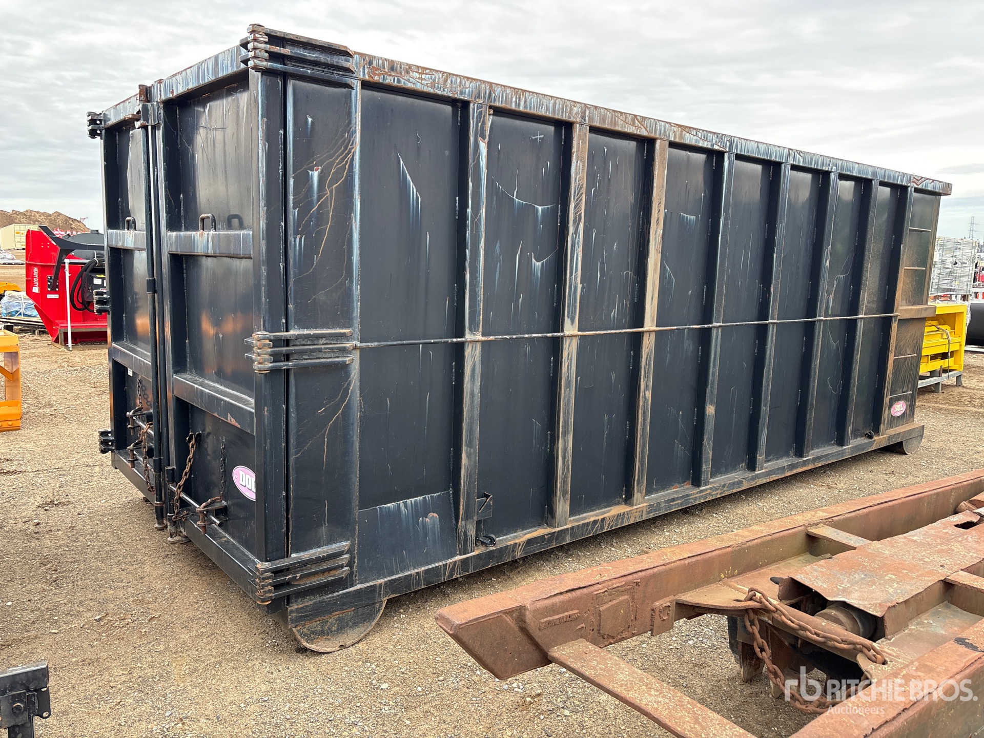 General Appearance with Bild, Ecke hinten rechts