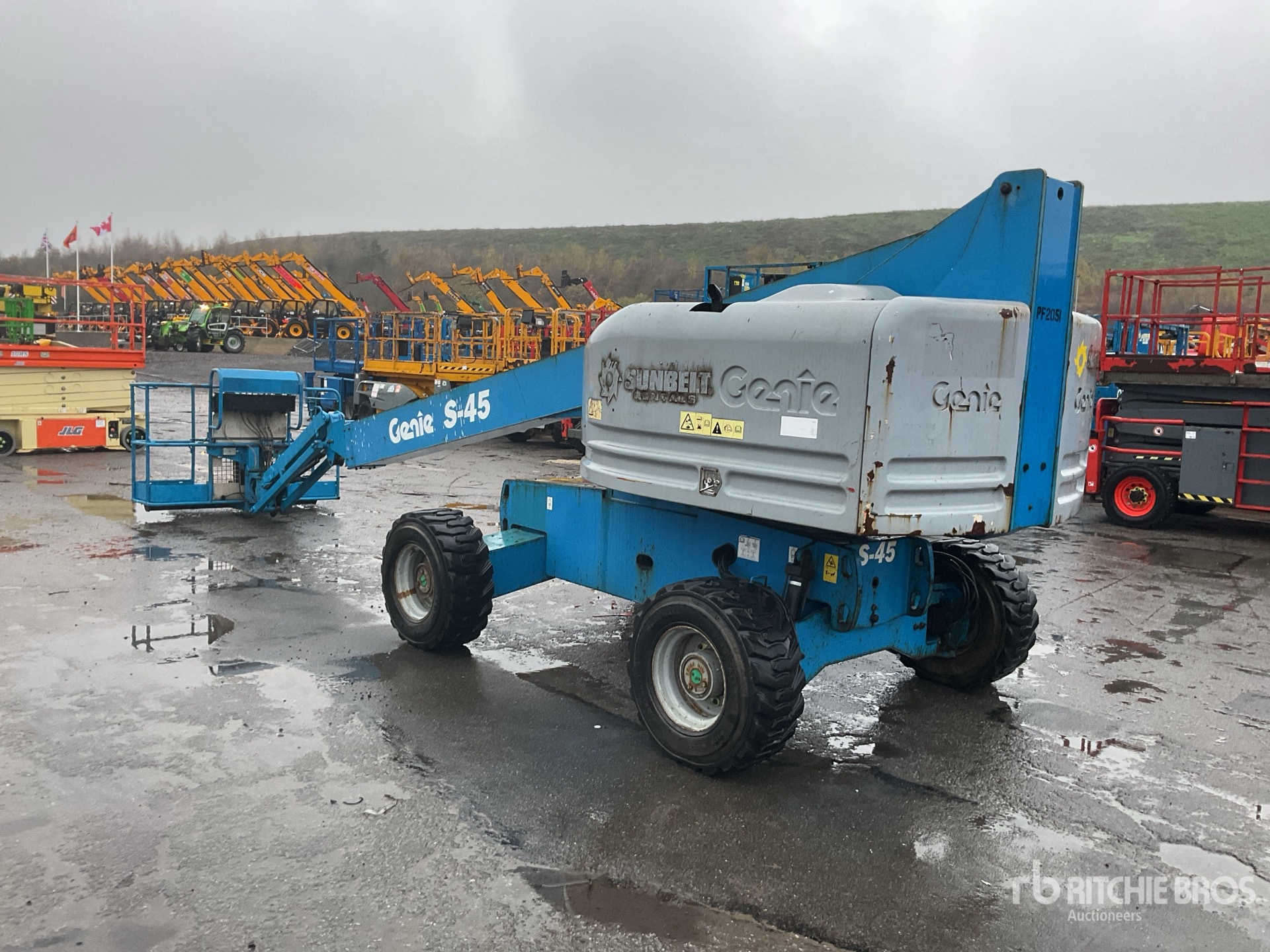 General Appearance with Bild, Ecke hinten links