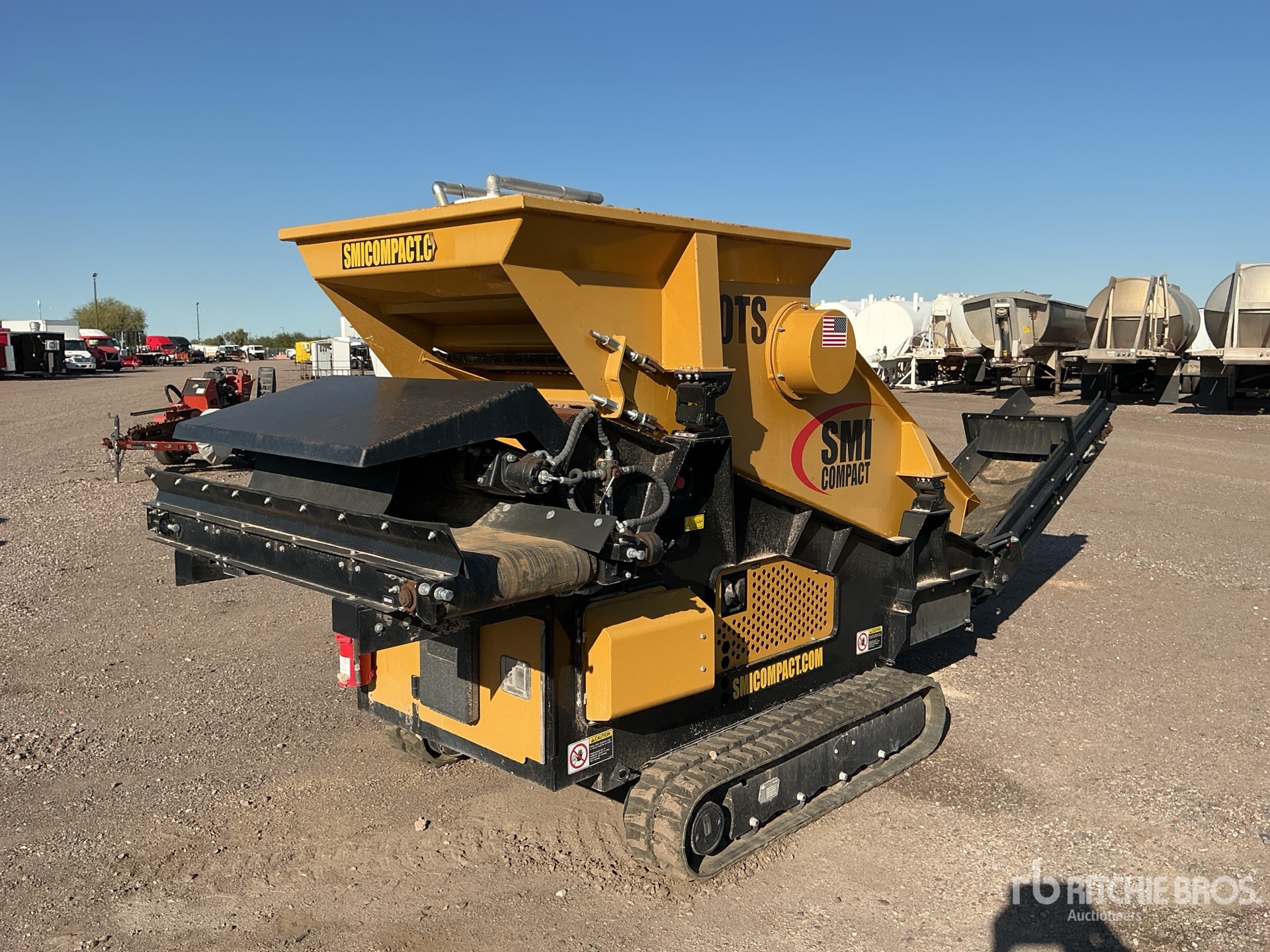 General Appearance with Bild, Ecke hinten rechts