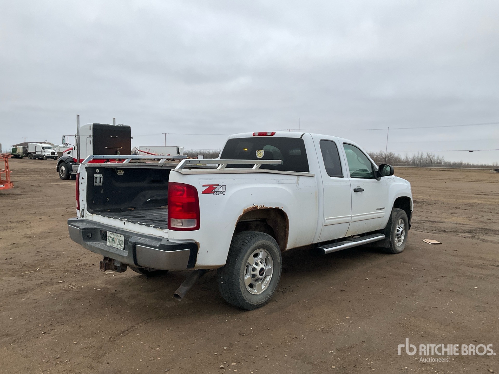 General Appearance with Picture, Right Rear Corner