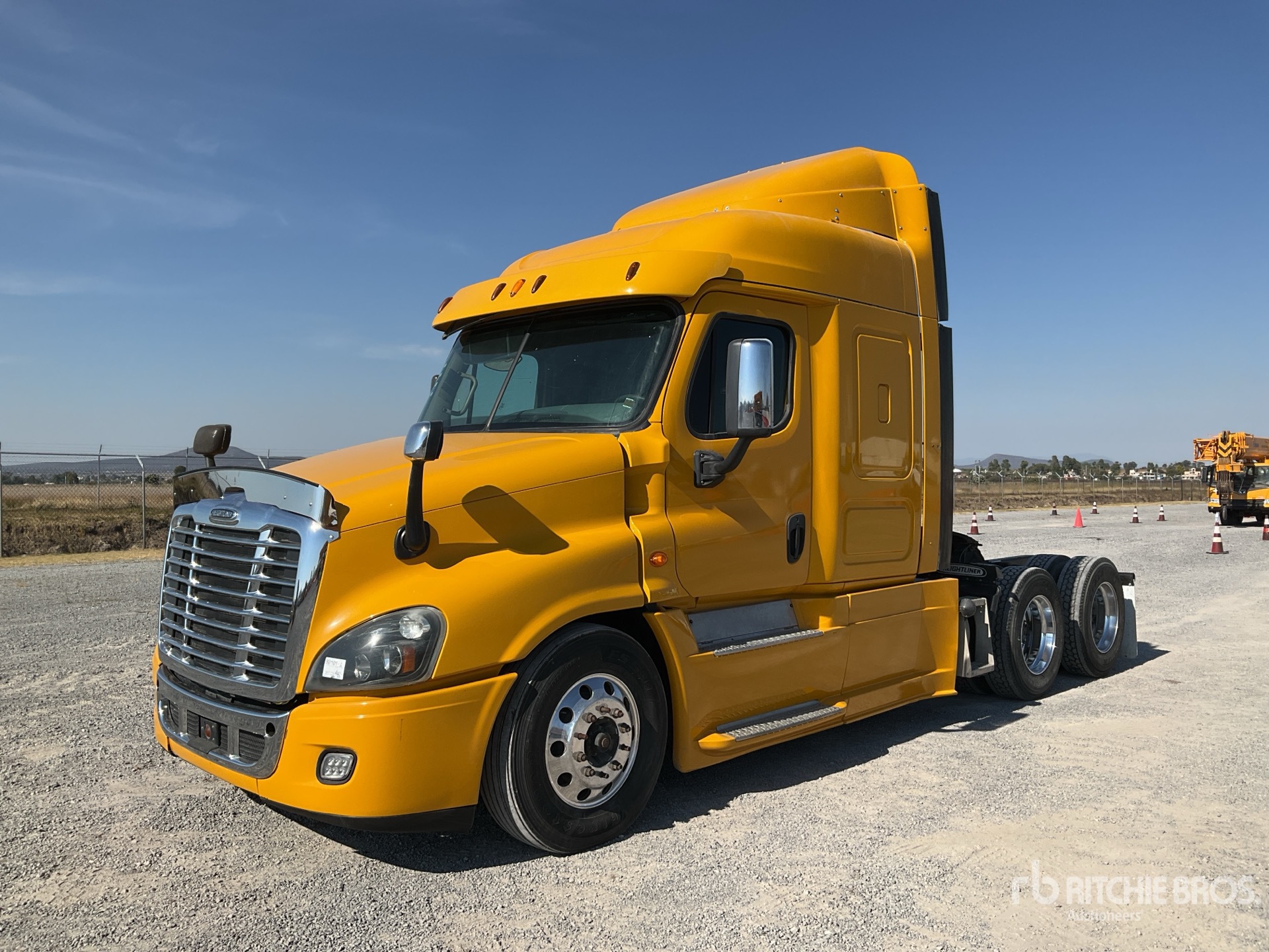 General Appearance with Imagen: esquina delantera izquierda