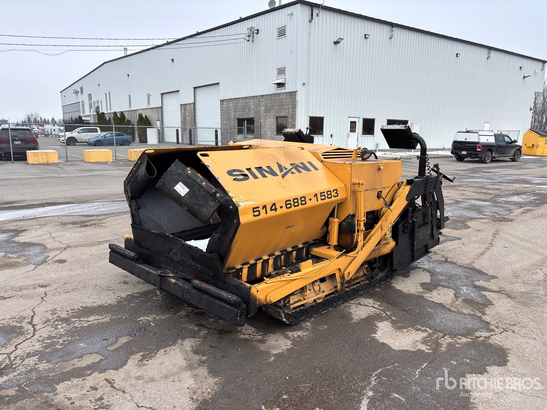 General Appearance with Featured Photo