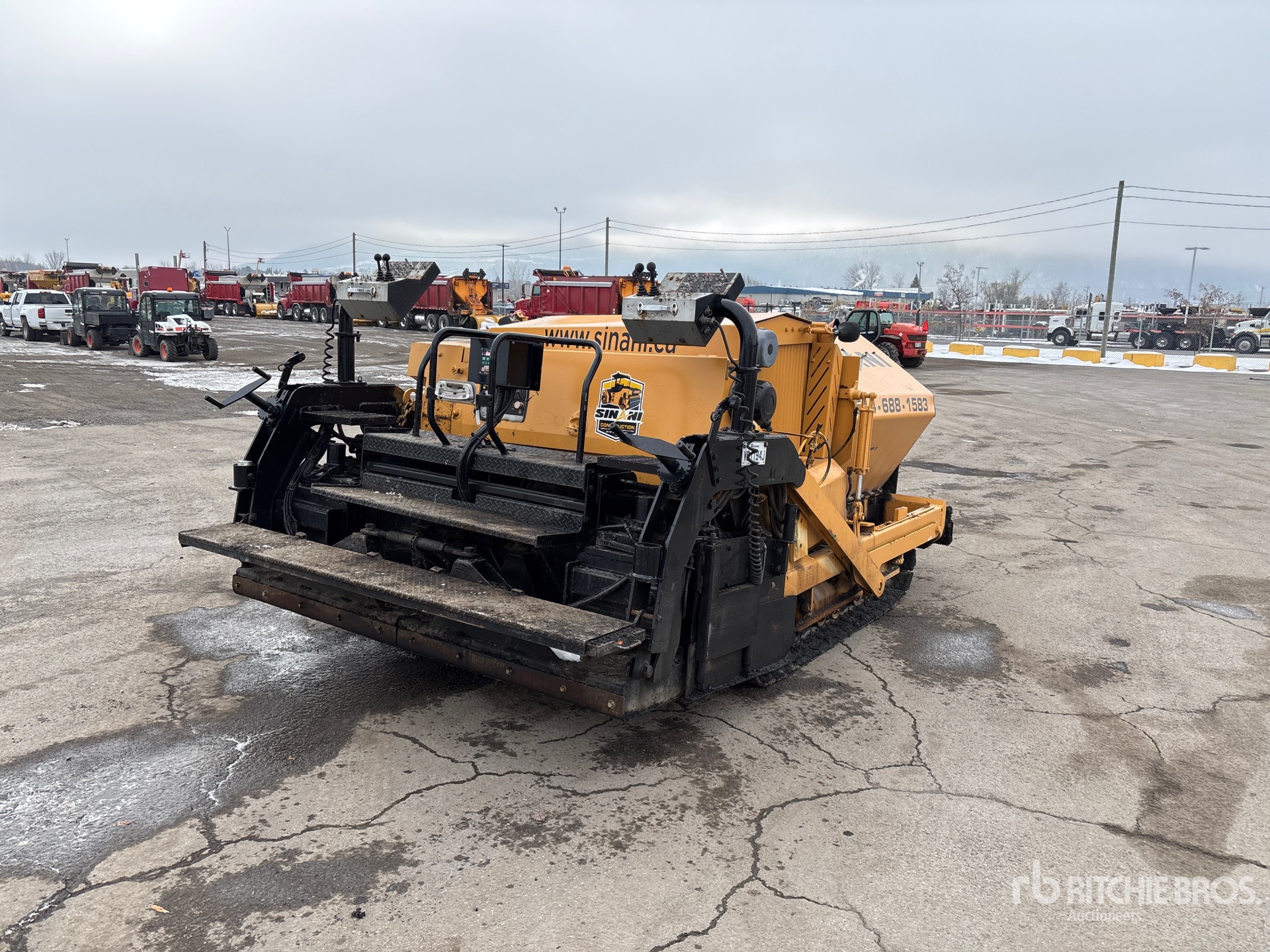 General Appearance with Imagen: esquina trasera derecha