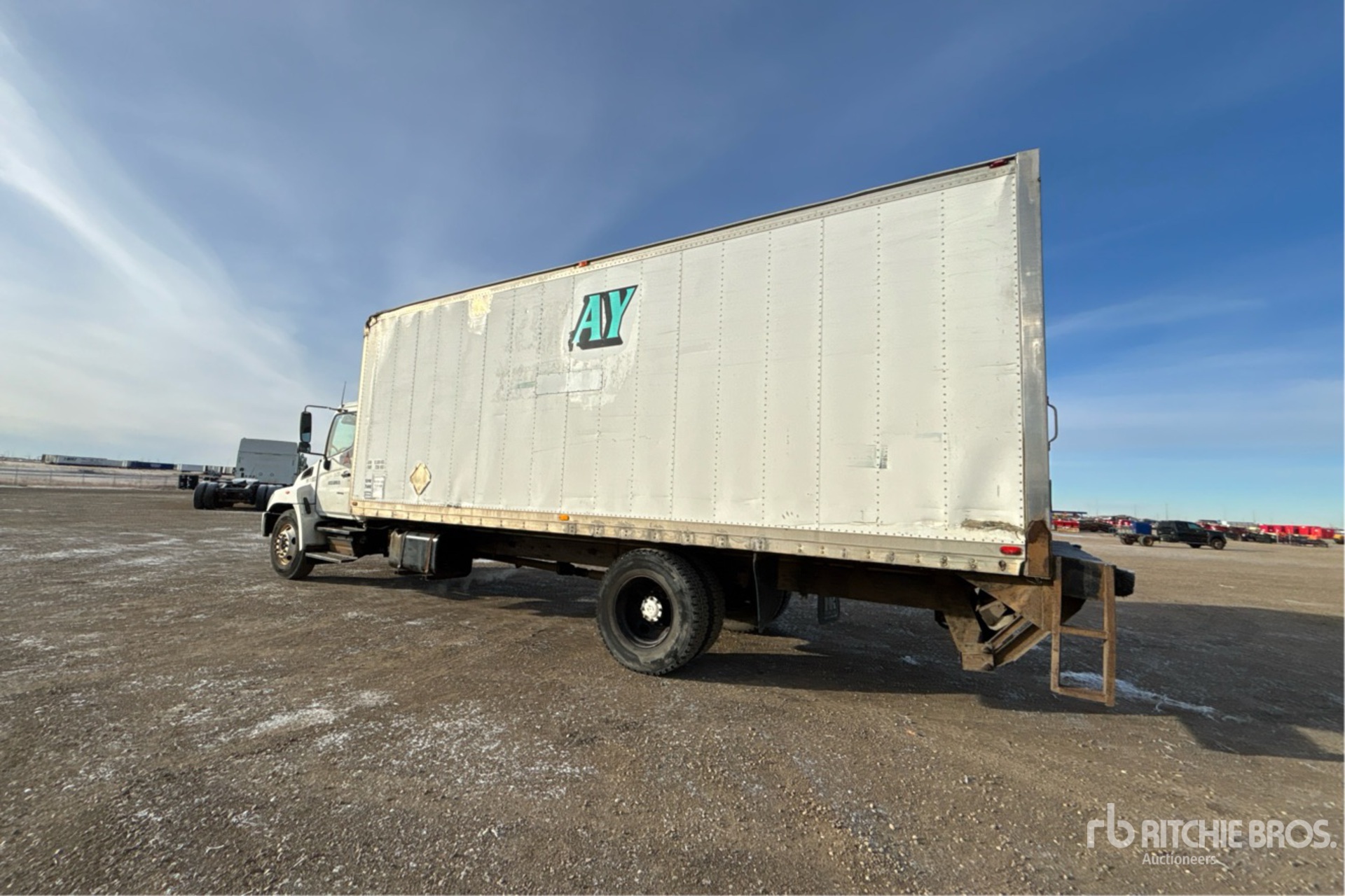 Aspect général with Image, coin arrière gauche