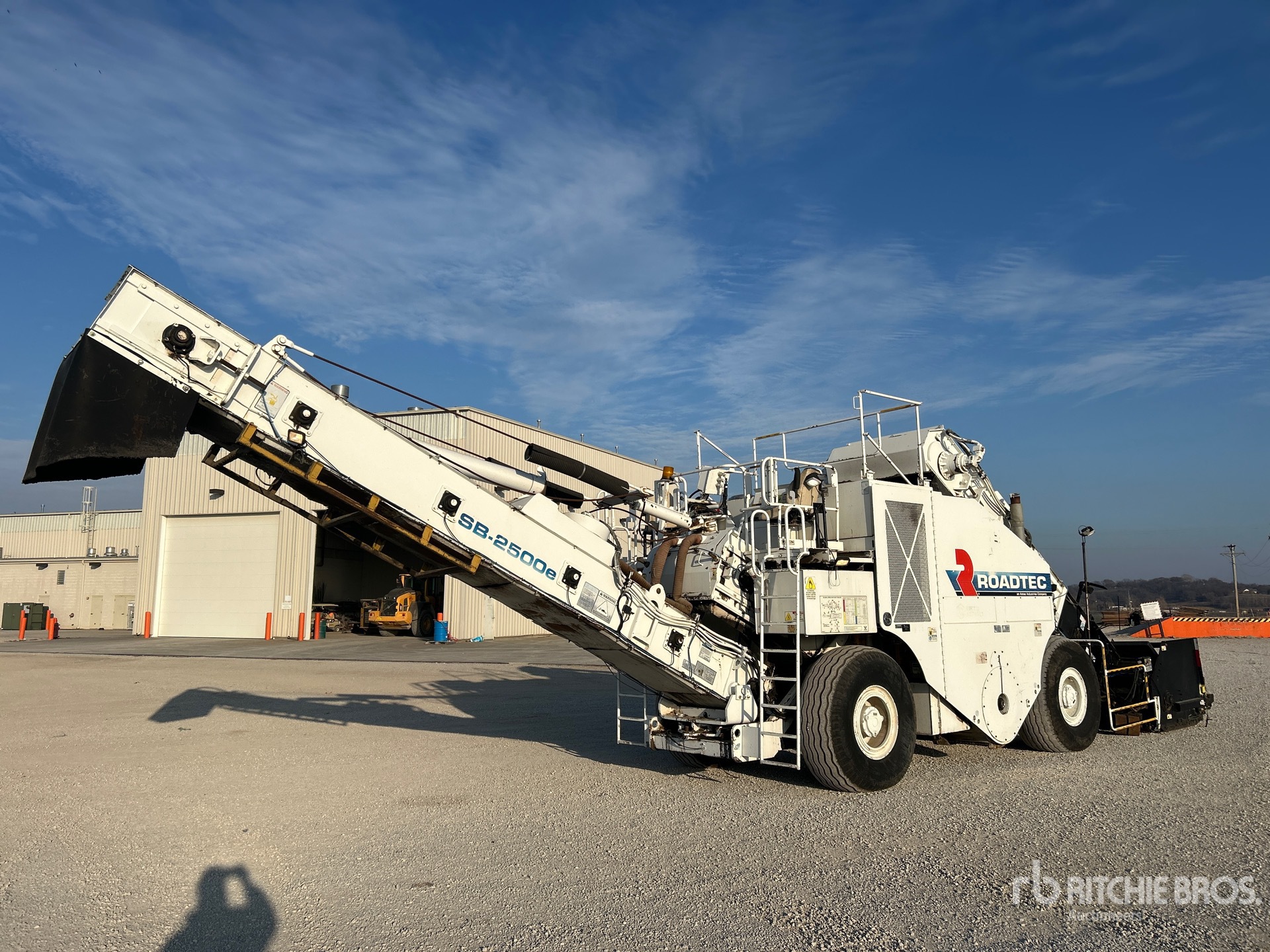 General Appearance with Featured Photo