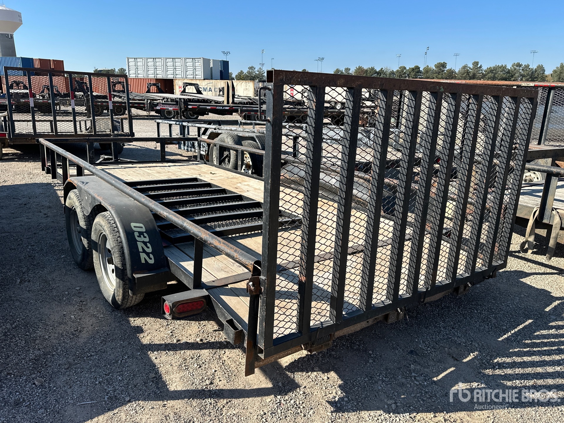 Aspect général with Image, coin arrière gauche