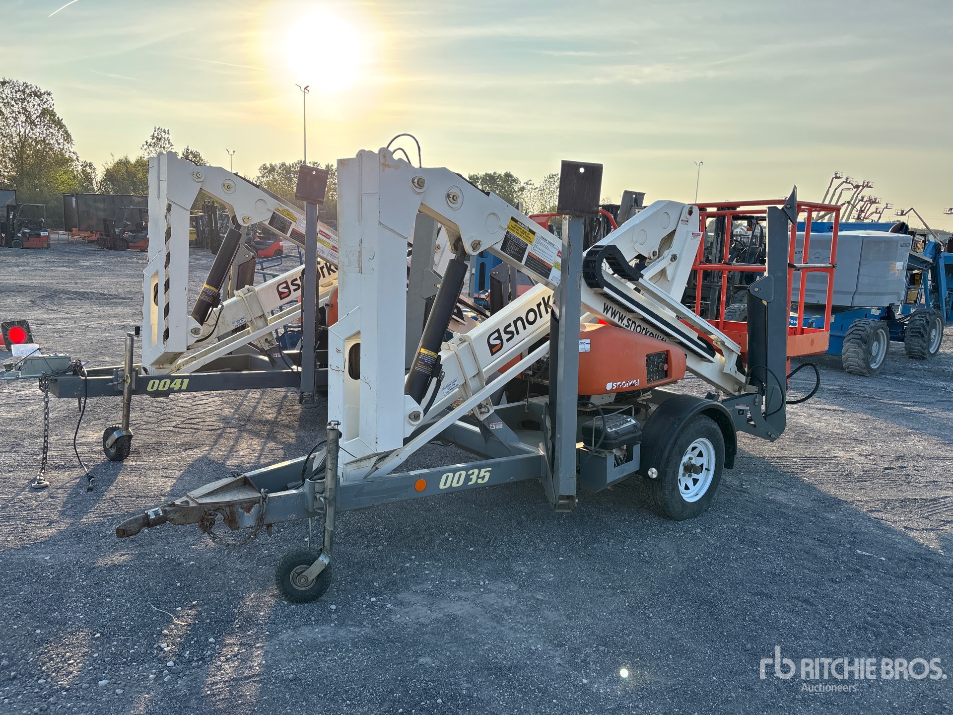 Aspect général with Image, coin avant gauche