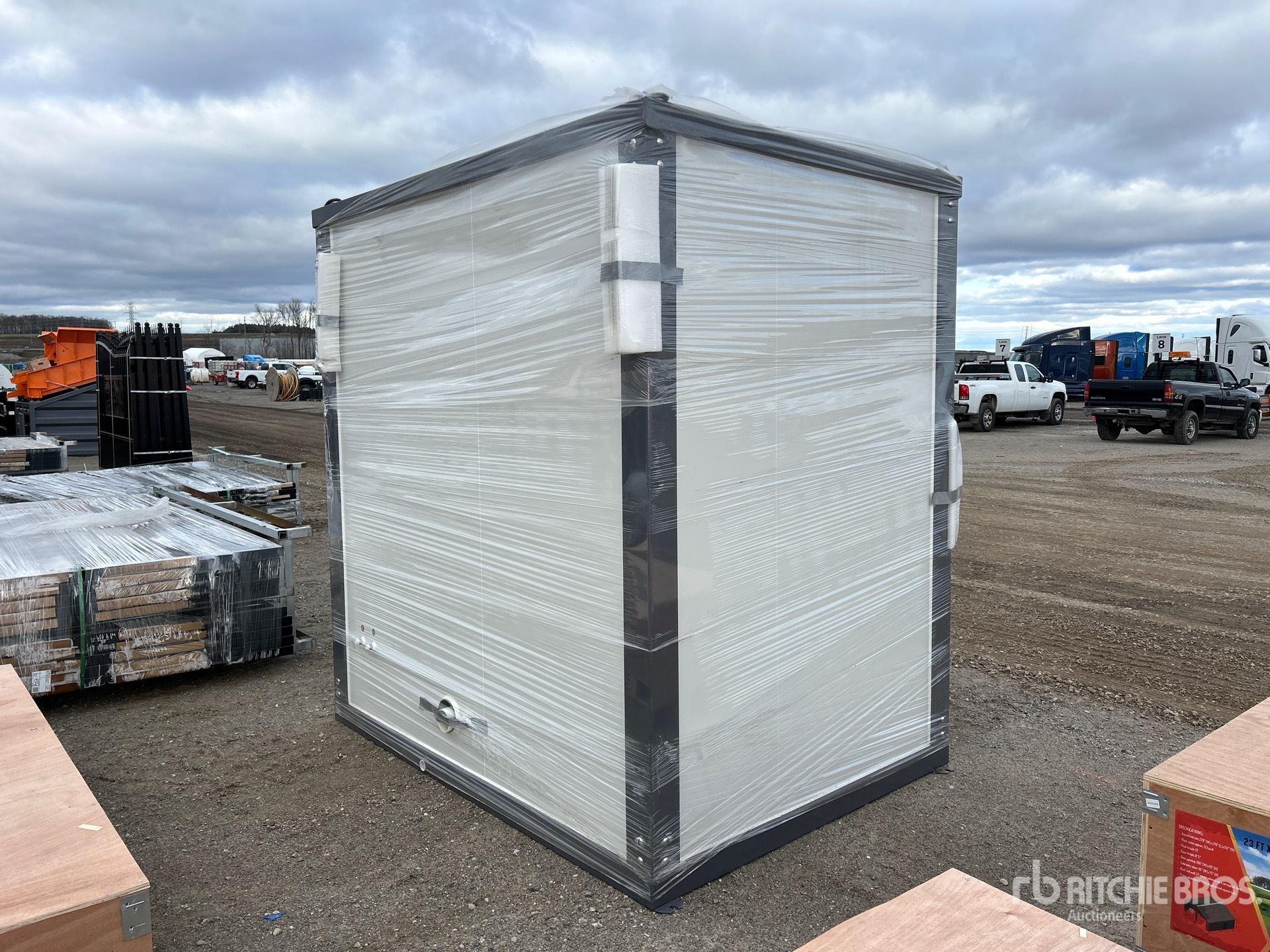 General Appearance with Picture, Right Rear Corner