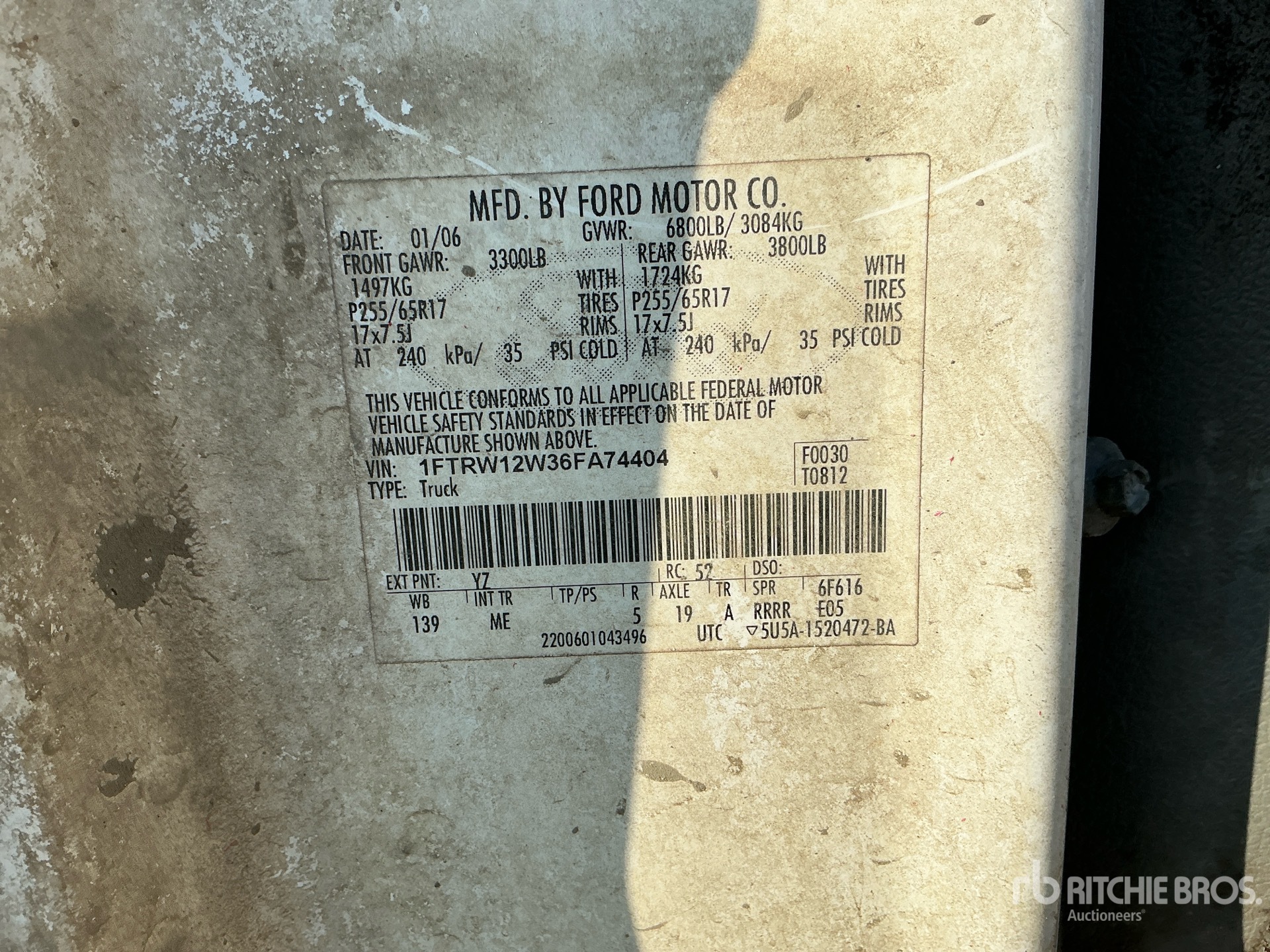 General Appearance with Serial Number / VIN