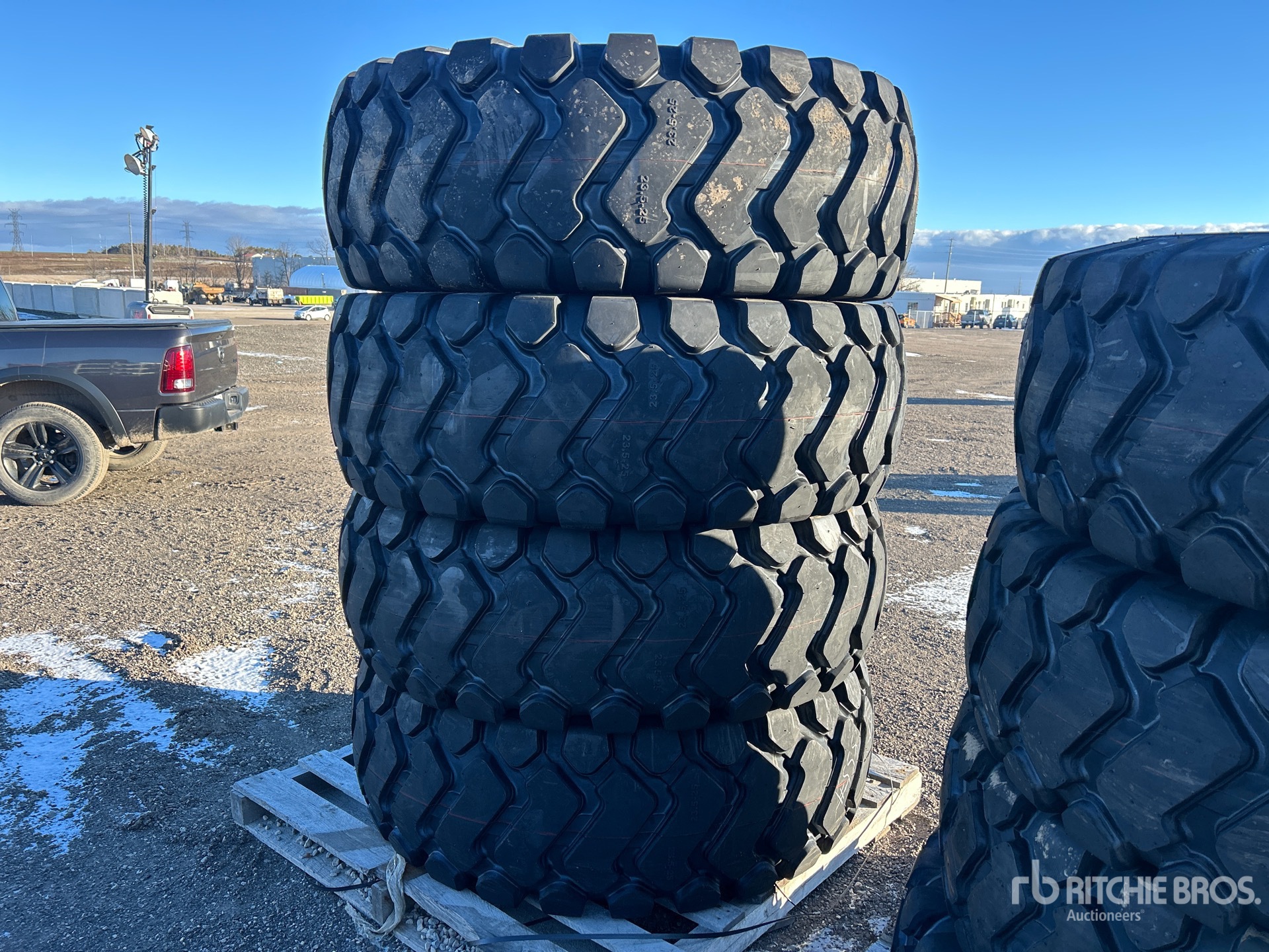 General Appearance with Imagen: esquina trasera derecha