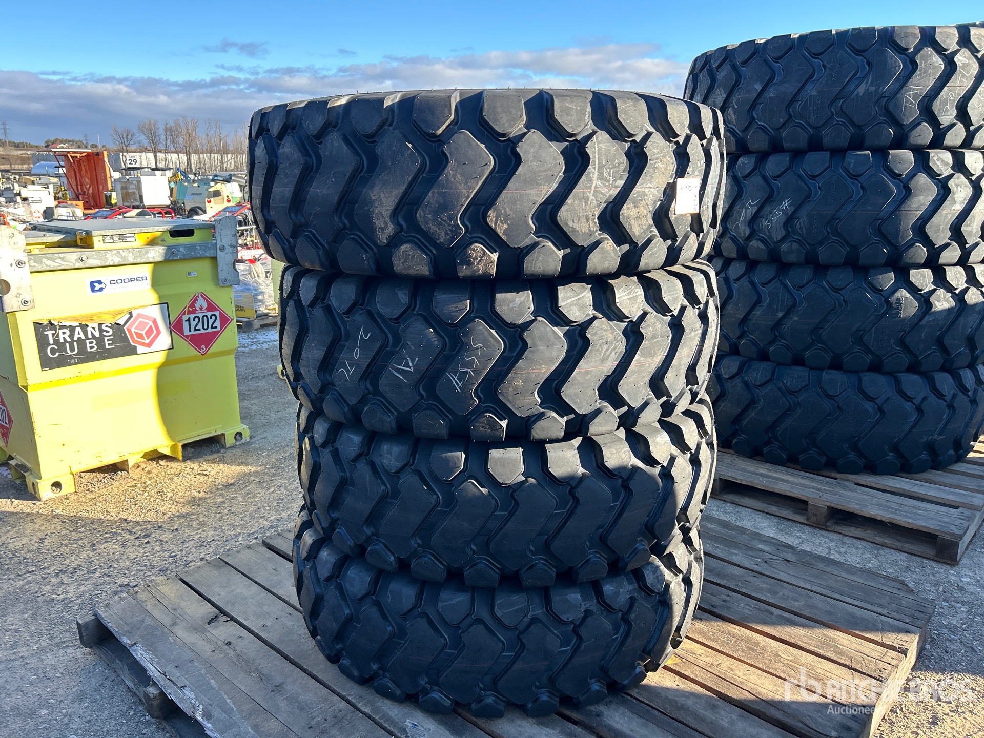 General Appearance with Imagen: esquina delantera izquierda