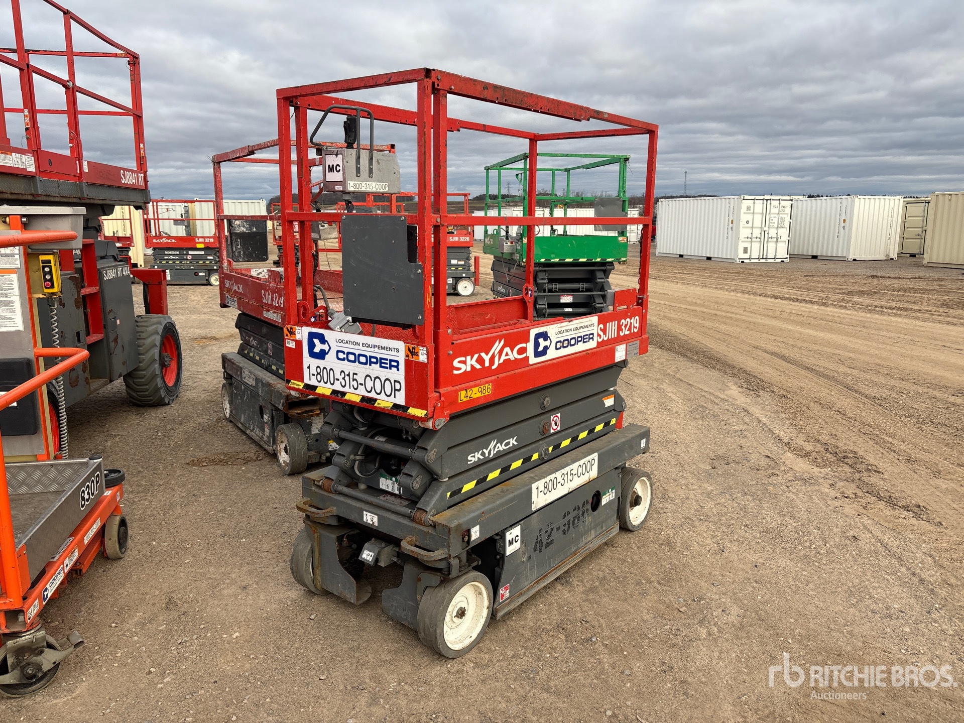 General Appearance with Featured Photo