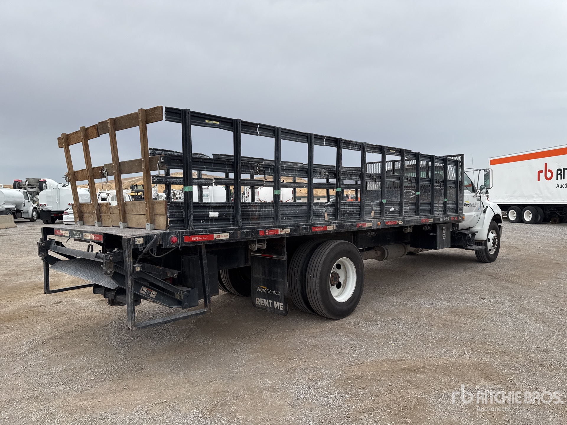 General Appearance with Imagen: esquina trasera derecha